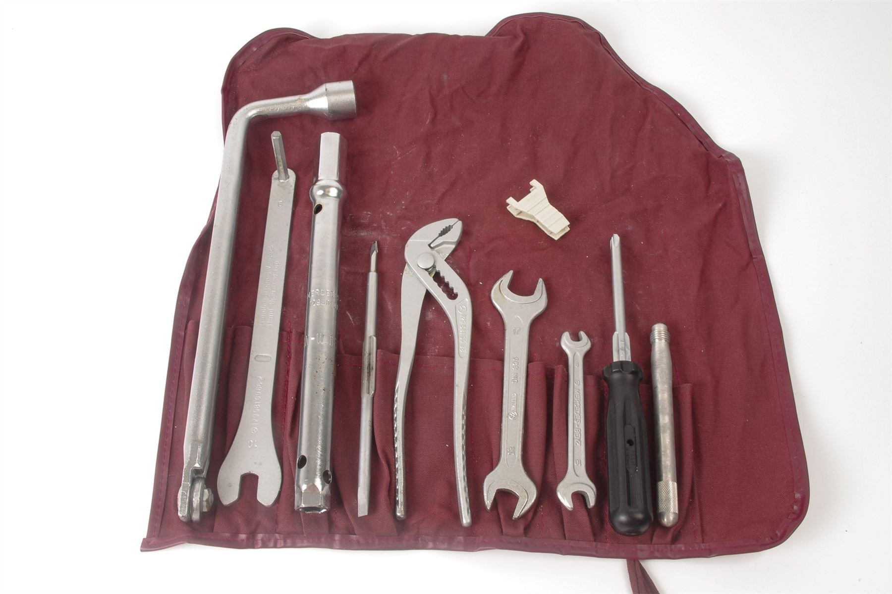 Mercedes 1295800203 Tool Kit (b) | R129 SL