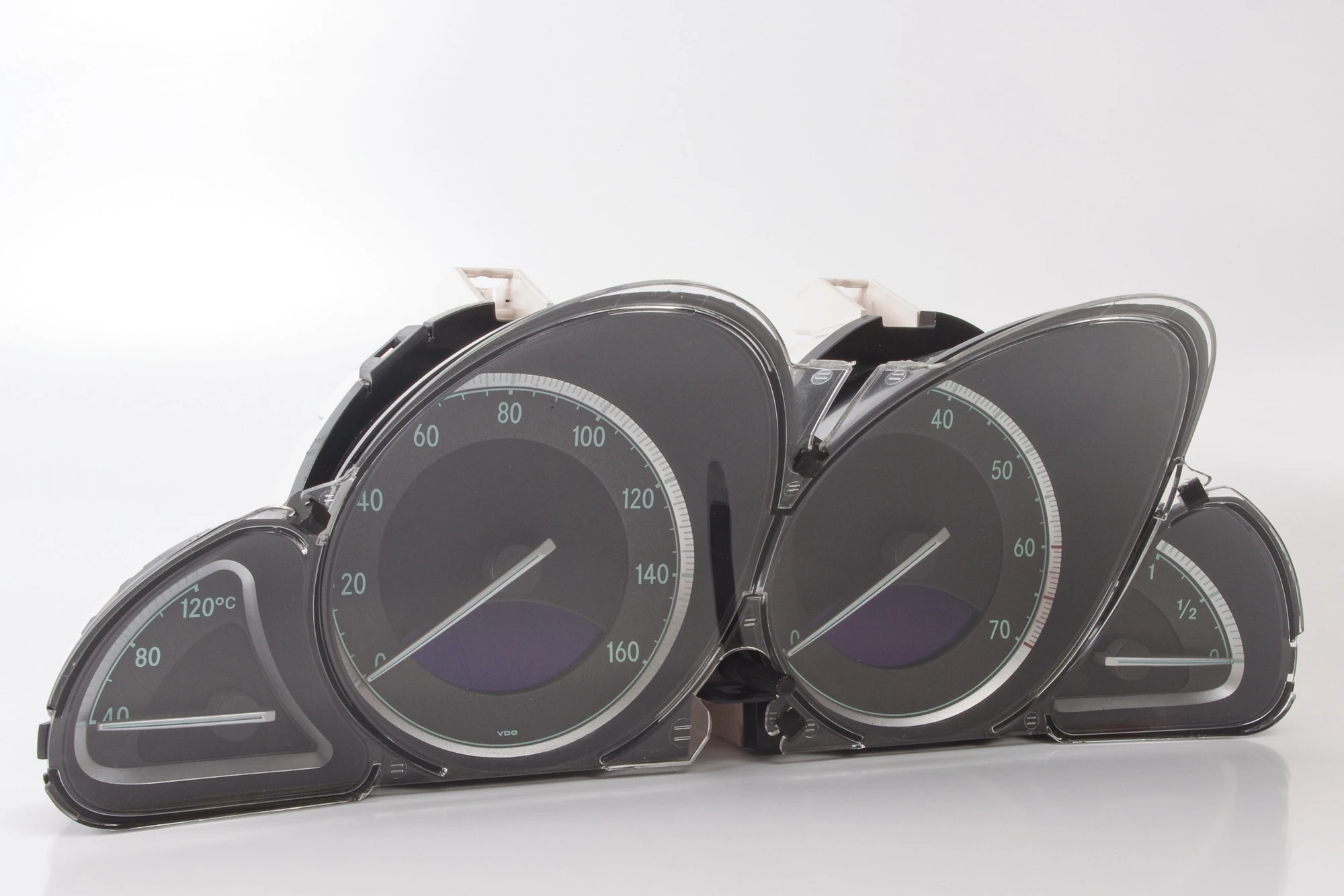 Mercedes 2305402011 Instrument Cluster | R230 SL
