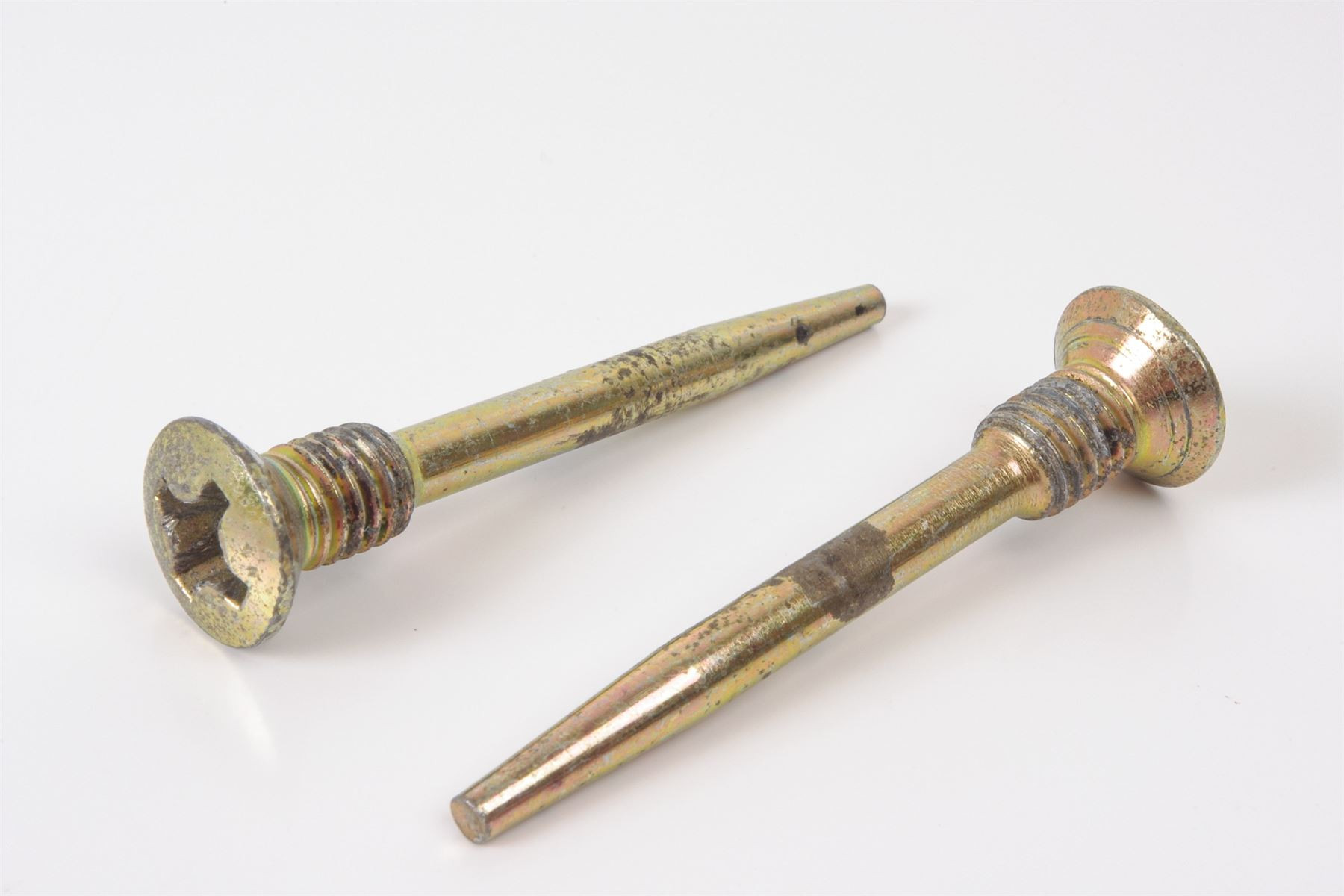 Mercedes 1299900421 Seat Cushion Screw | R129 SL