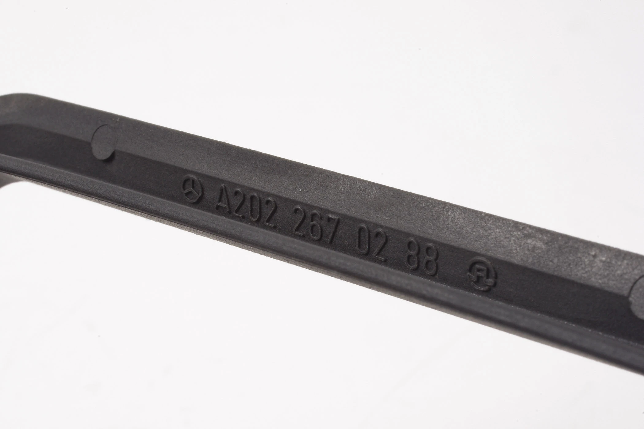 Mercedes 2022670288 Gear Selector Surround | R129 SL