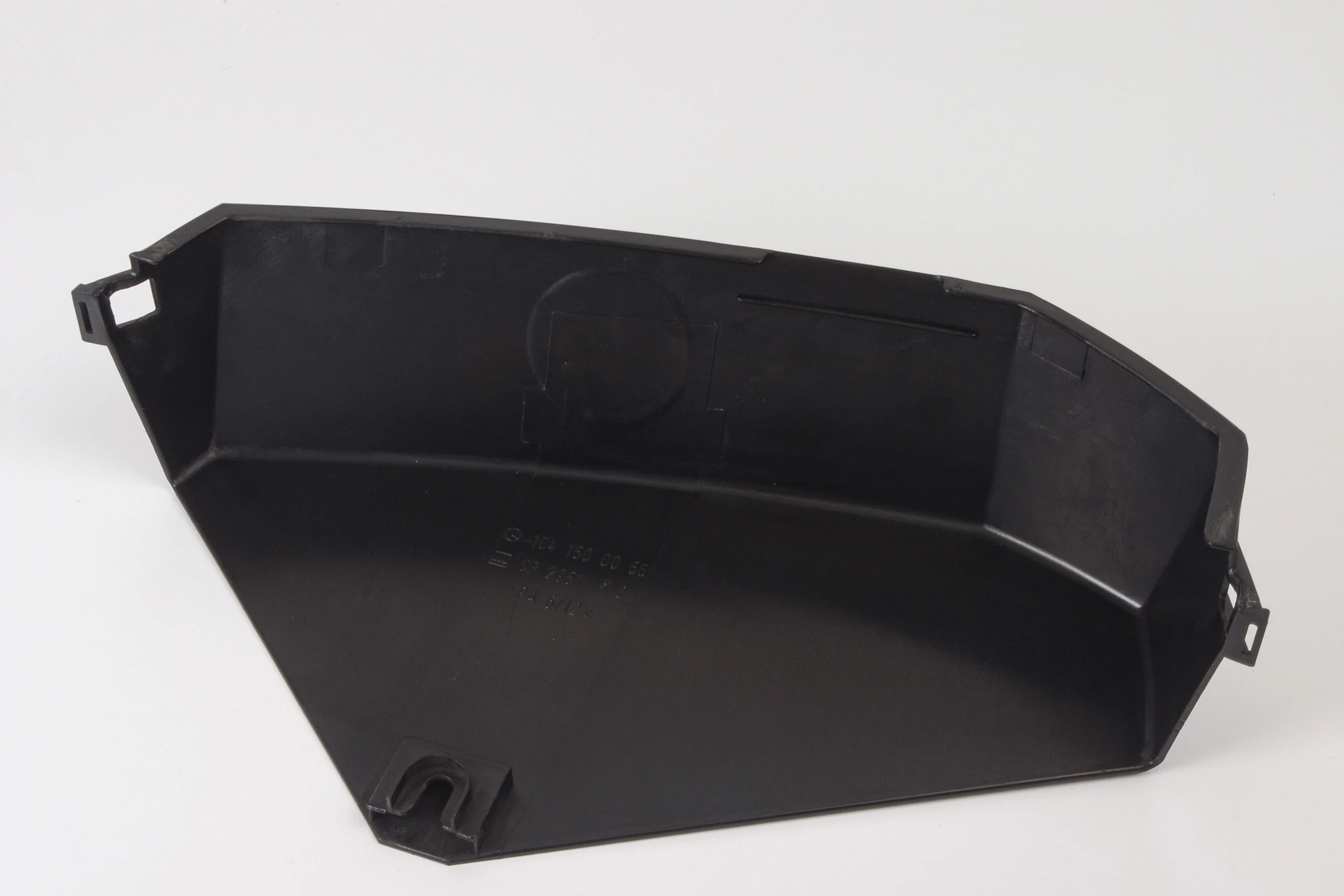 Mercedes 1041500066 Distributor Cover | W124 W210 E R129 SL W140 S W202 C W463 G