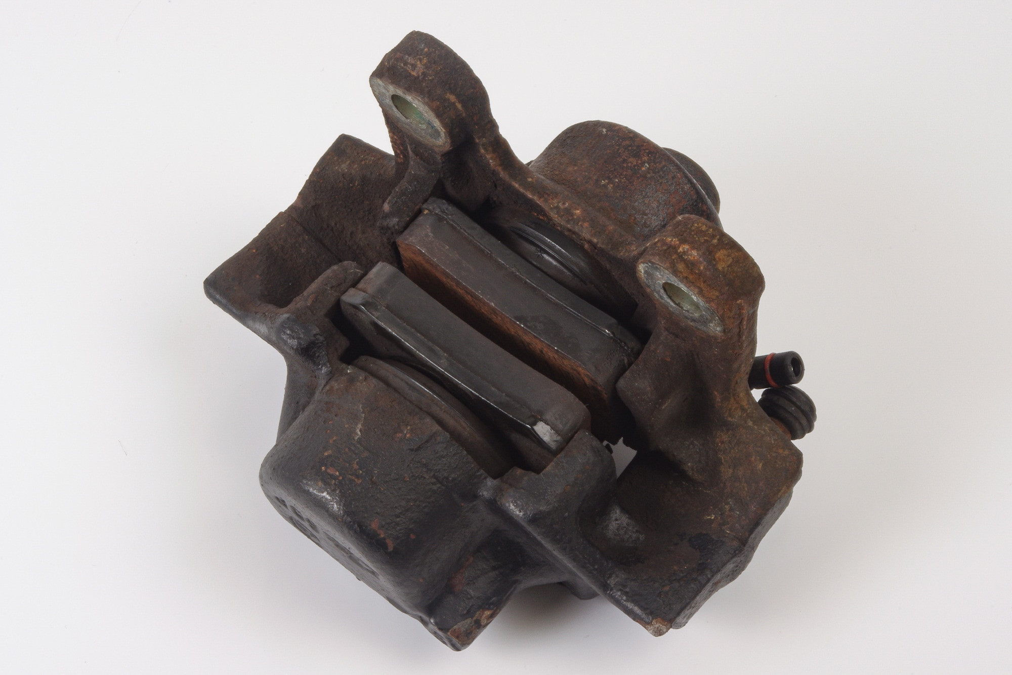 Mercedes 0014203683 Brake Caliper x2 - Rear Right (a) | R129 SL W202 C C208...