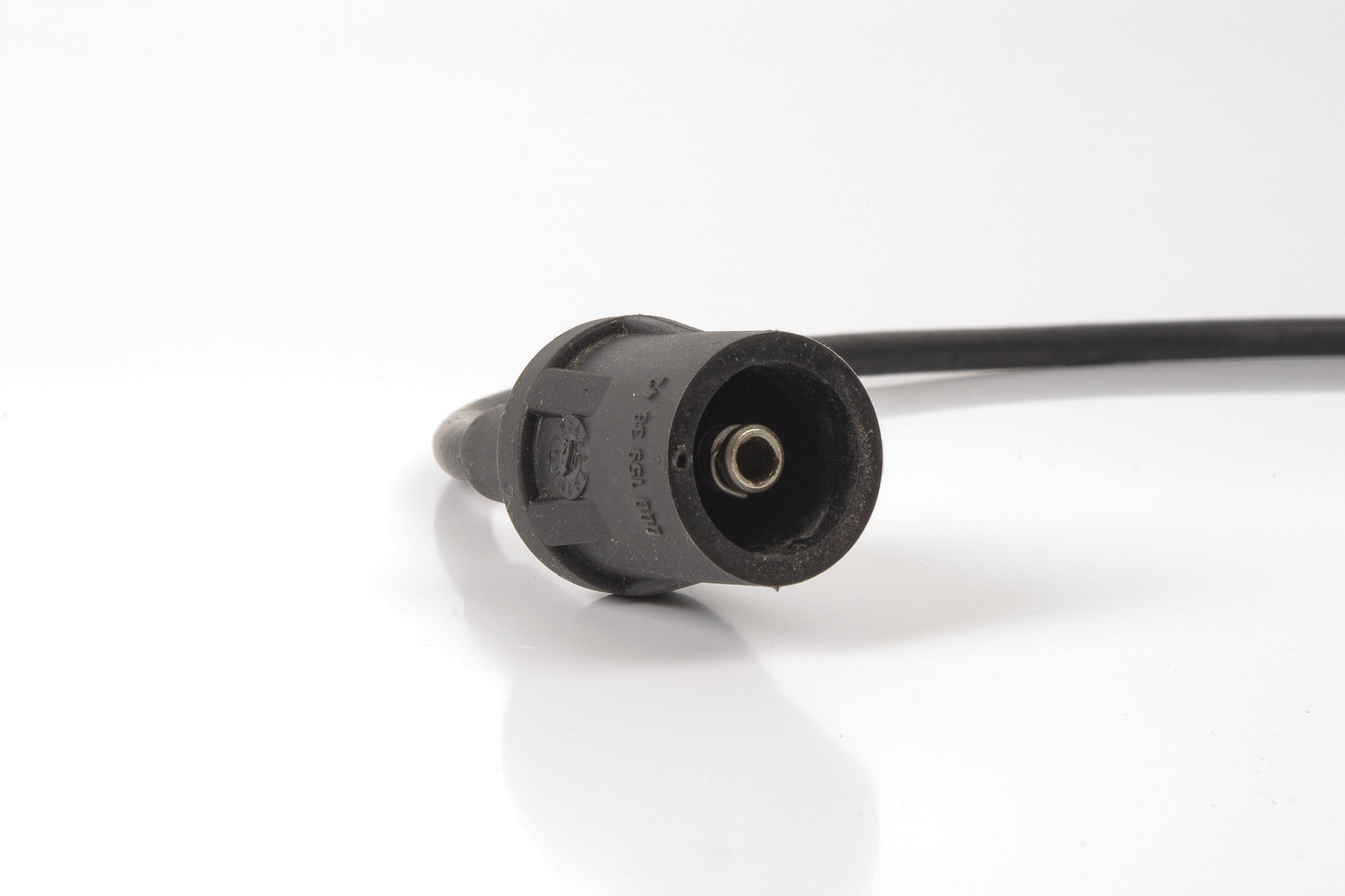 Mercedes 0001567210 Ignition Lead (a) | W124 W210 E R129 SL W140 S W163 M...