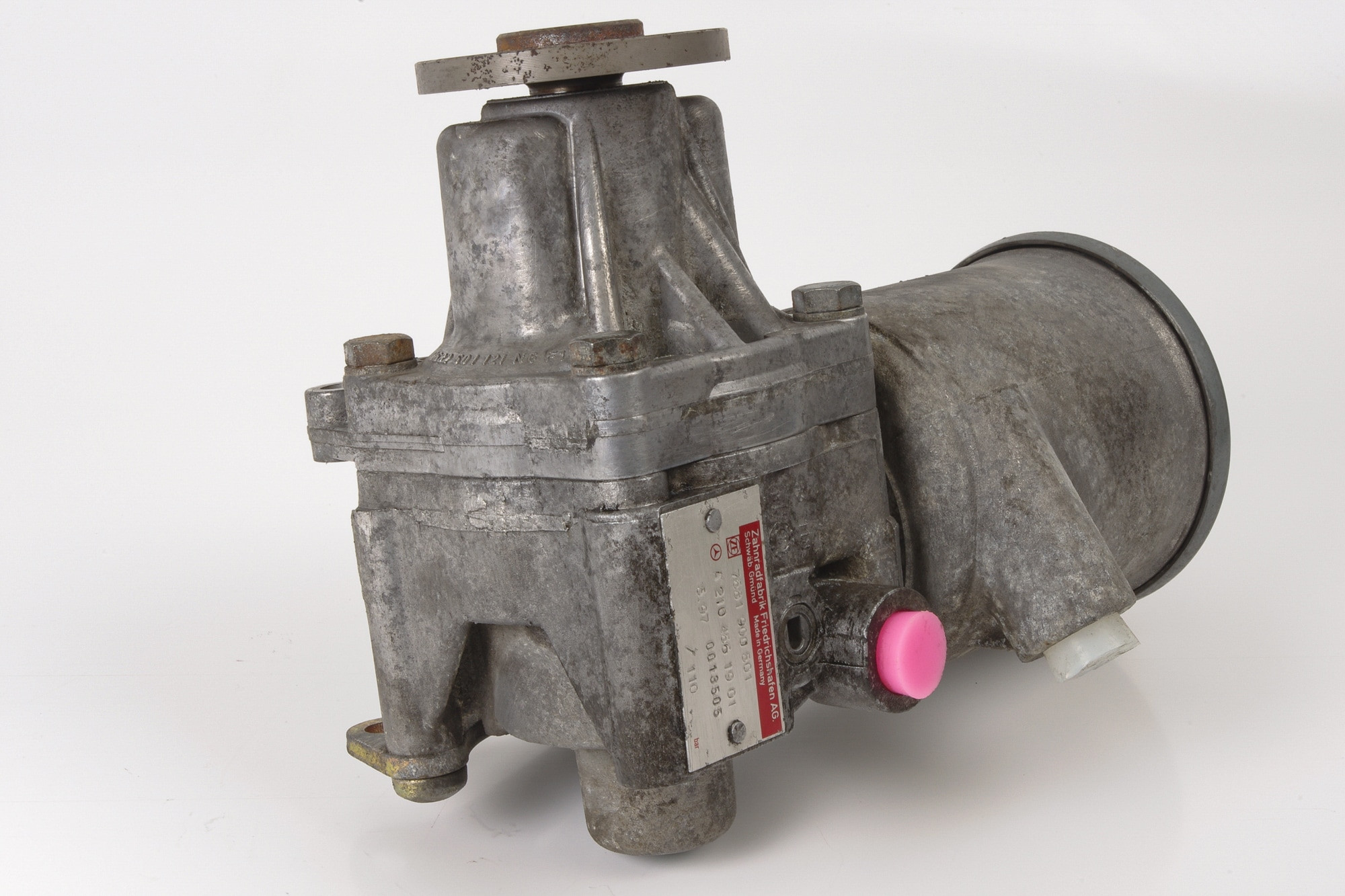 Mercedes 2104661901 Power Steering Pump | W124 E R129 SL W202 C