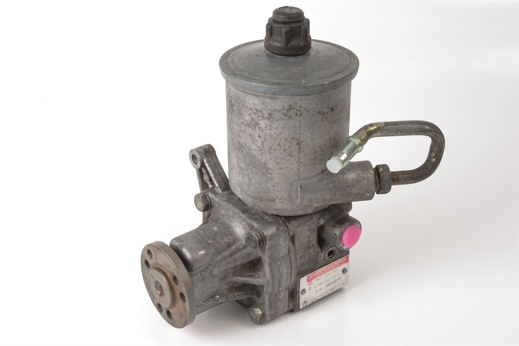 Mercedes 2104661901 Power Steering Pump (b) | W124 E R129 SL W202 C