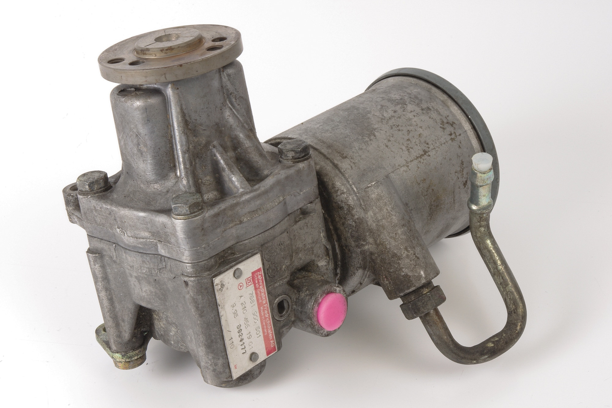 Mercedes 2104661901 Power Steering Pump (b) | W124 E R129 SL W202 C