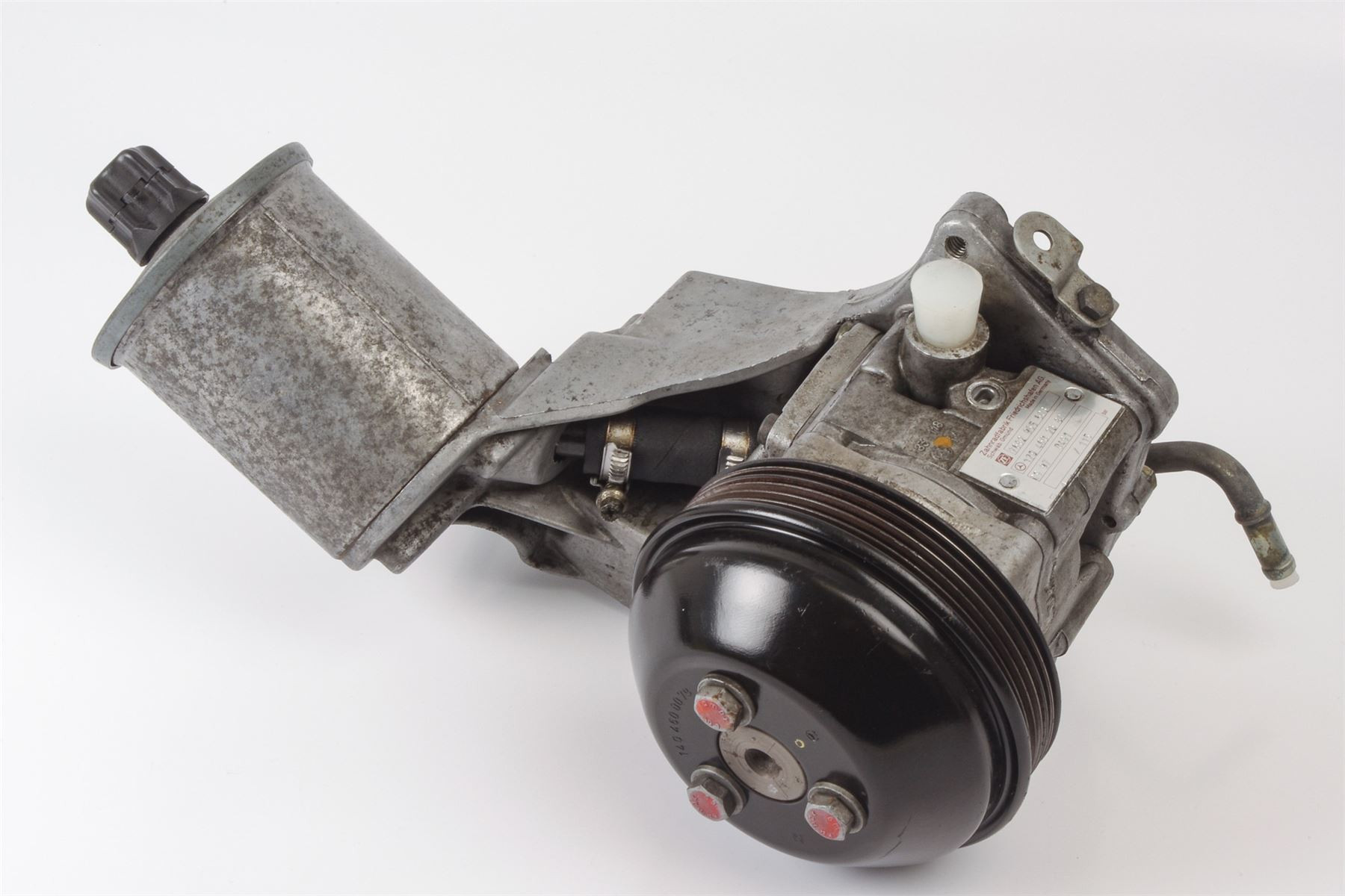Mercedes 1294602680 Power Steering Pump - Front (a) | W124 E R129 SL
