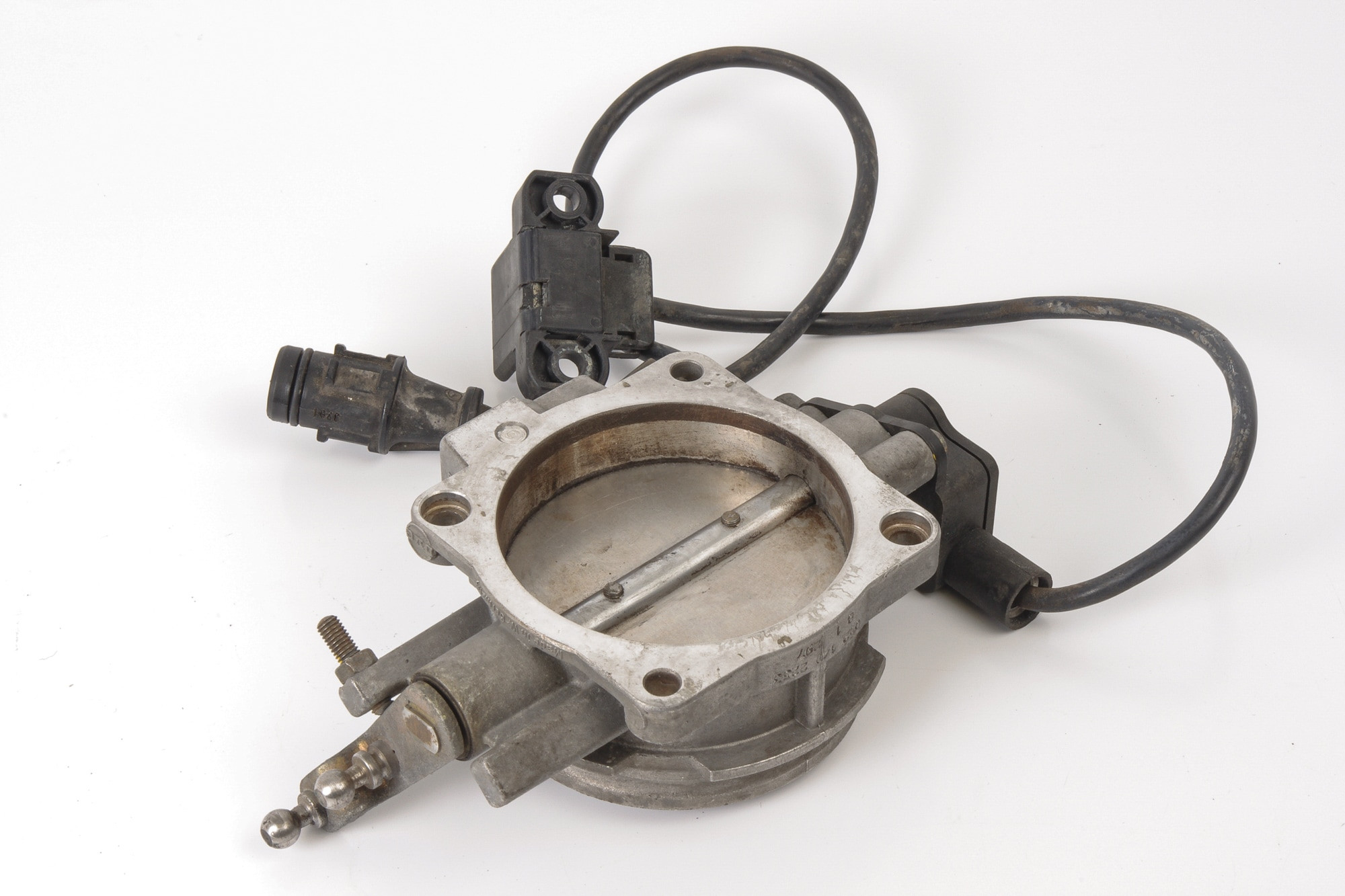 Mercedes 0021402253 Throttle Body (a) | W124 C124 A124 S124 E R129 SL