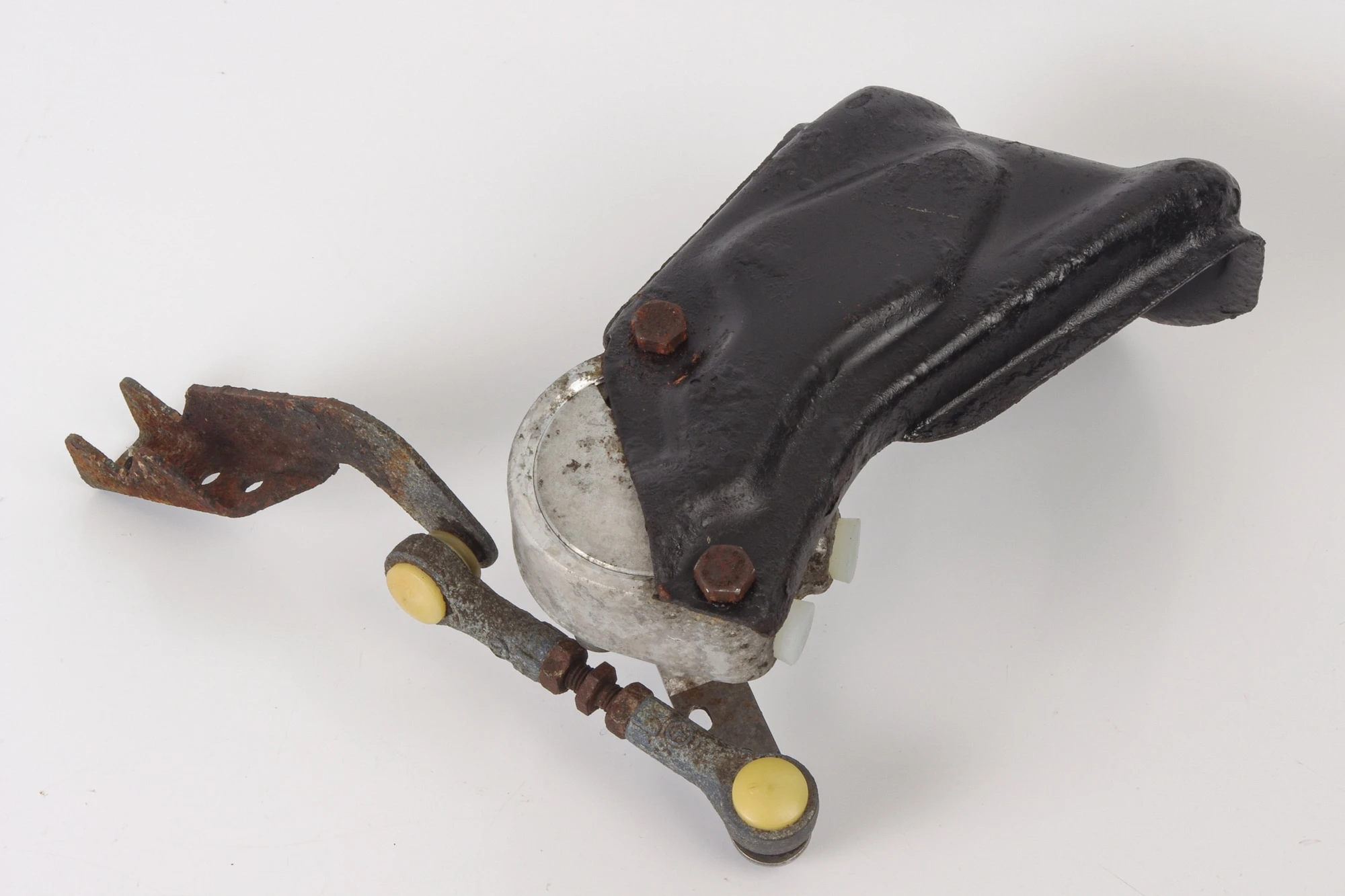 Mercedes 1243280031 Level Control Valve - Rear | W124 W210 E W126 W140 S R129...