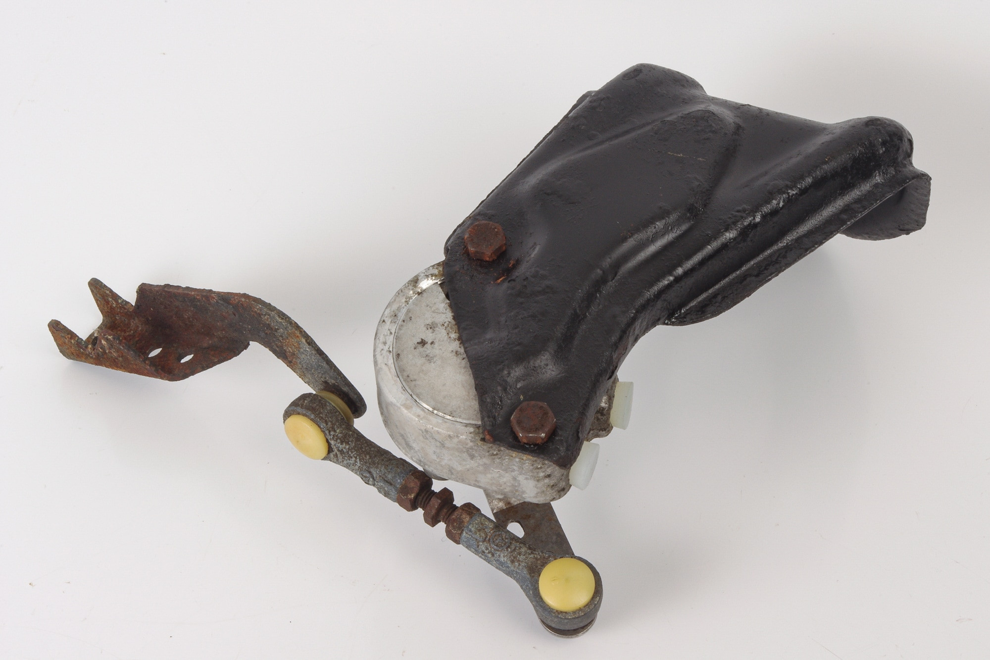 Mercedes 1243280031 Level Control Valve - Rear | W124 W210 E W126 W140 S R129...