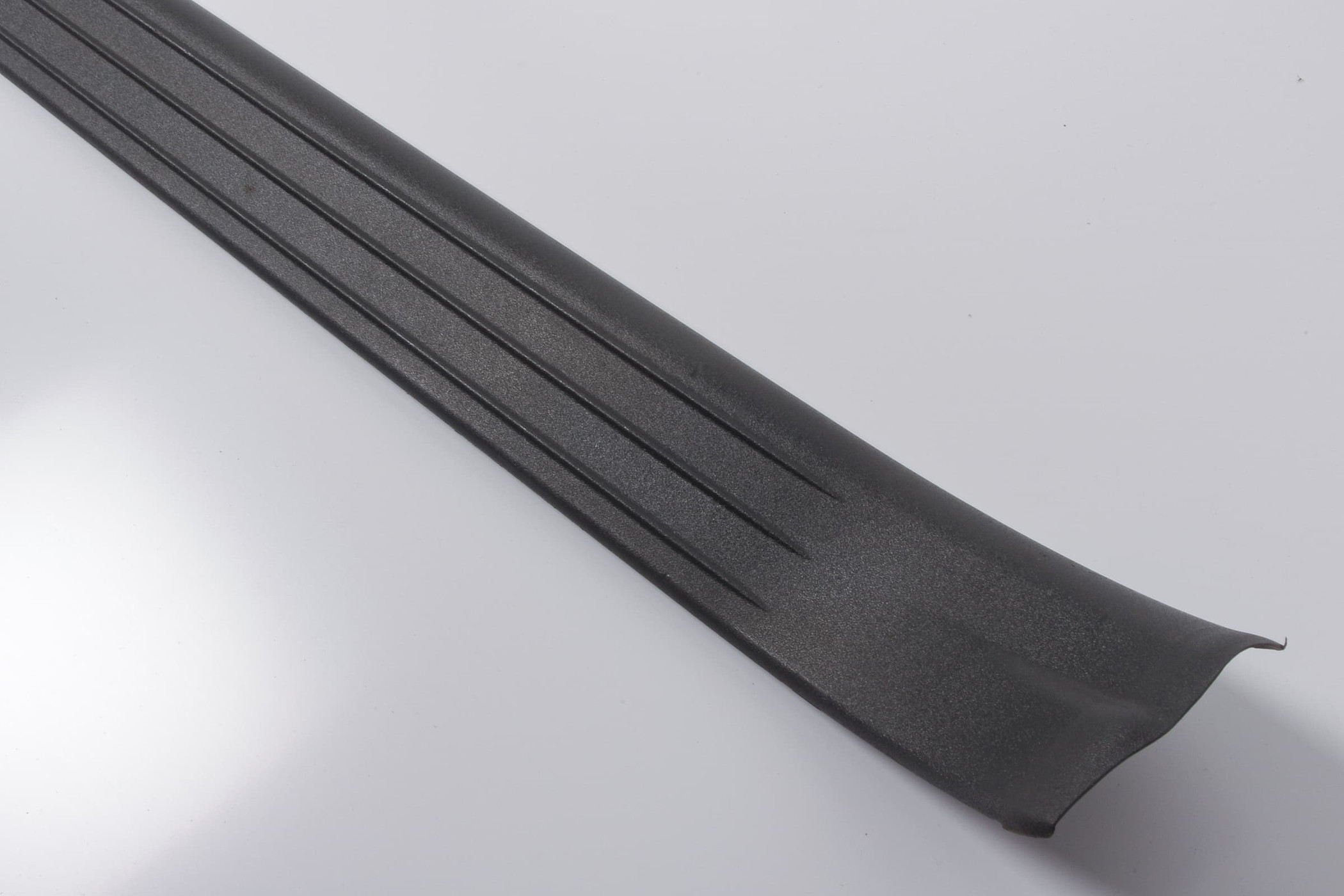 Mercedes 2306800135 Interior Sill Trim - Left Grey | R230 SL