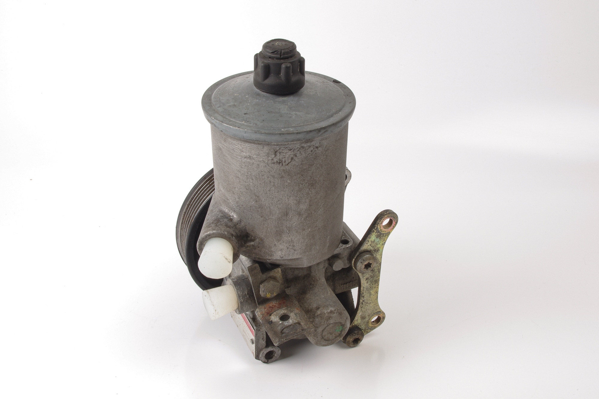 Mercedes 2104661901 Power Steering Pump (a) | W124 E R129 SL W202 C
