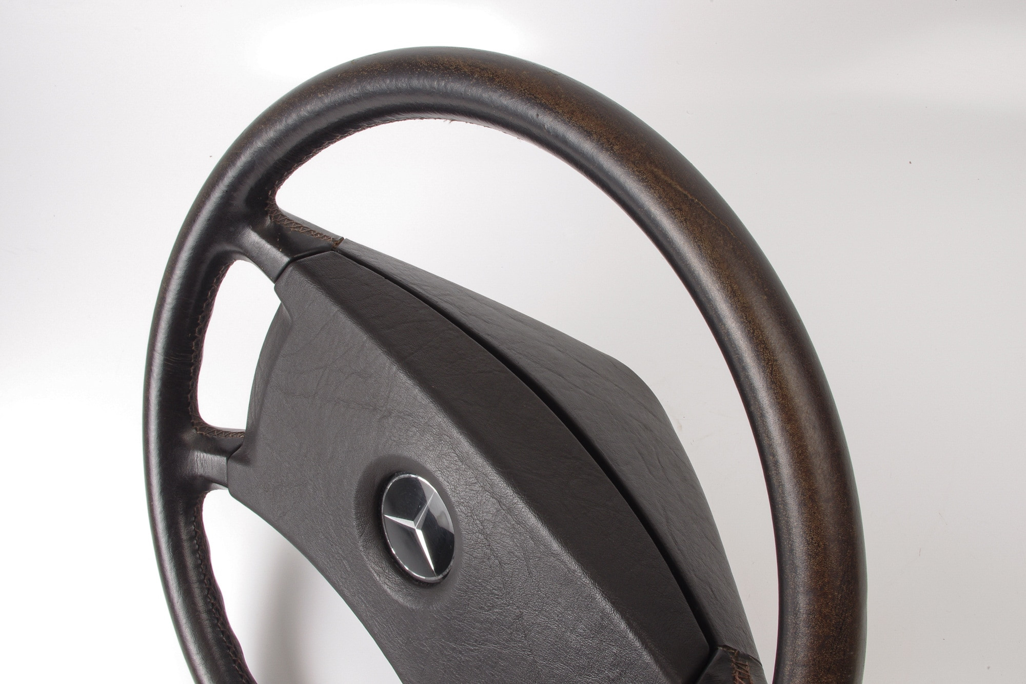 Mercedes 1234600203 Steering Wheel | C107 R107 SL W116 S W123 E