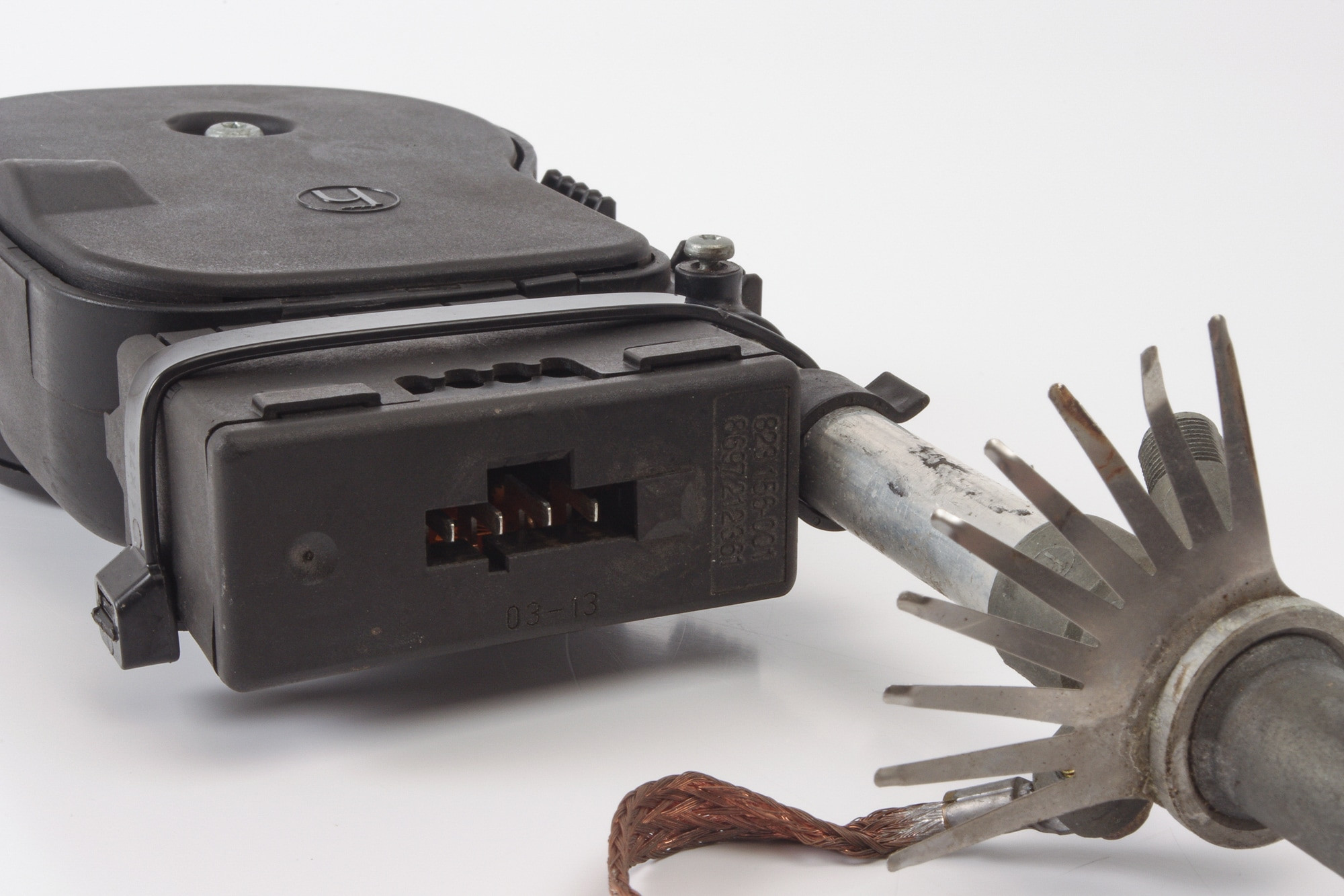 Mercedes 2028200975 Aerial (b) | S124 W124 E R129 SL