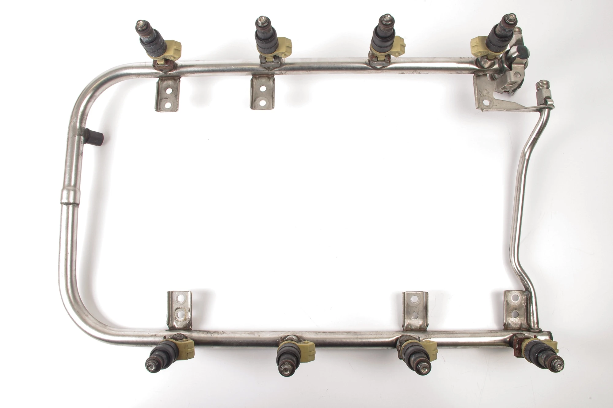 Mercedes 1190700895 Fuel Rail | W124 W210 S210 E R129 SL W140 V140 C140 S