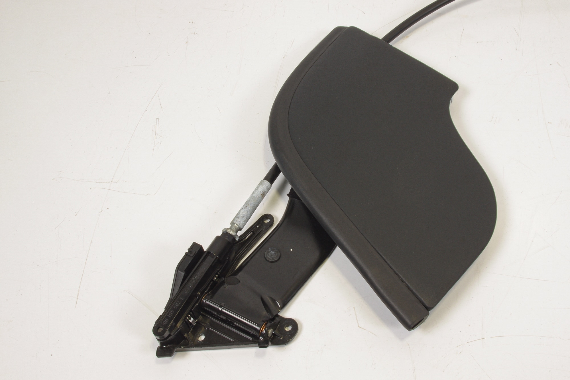 Mercedes 2307500806 Hat Tray Flaps & Motor - Black (a) | R230 SL