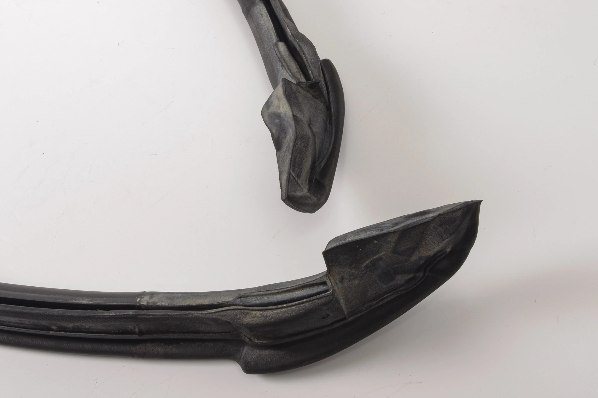 Mercedes 1297702798 Roof Seal | R129 SL