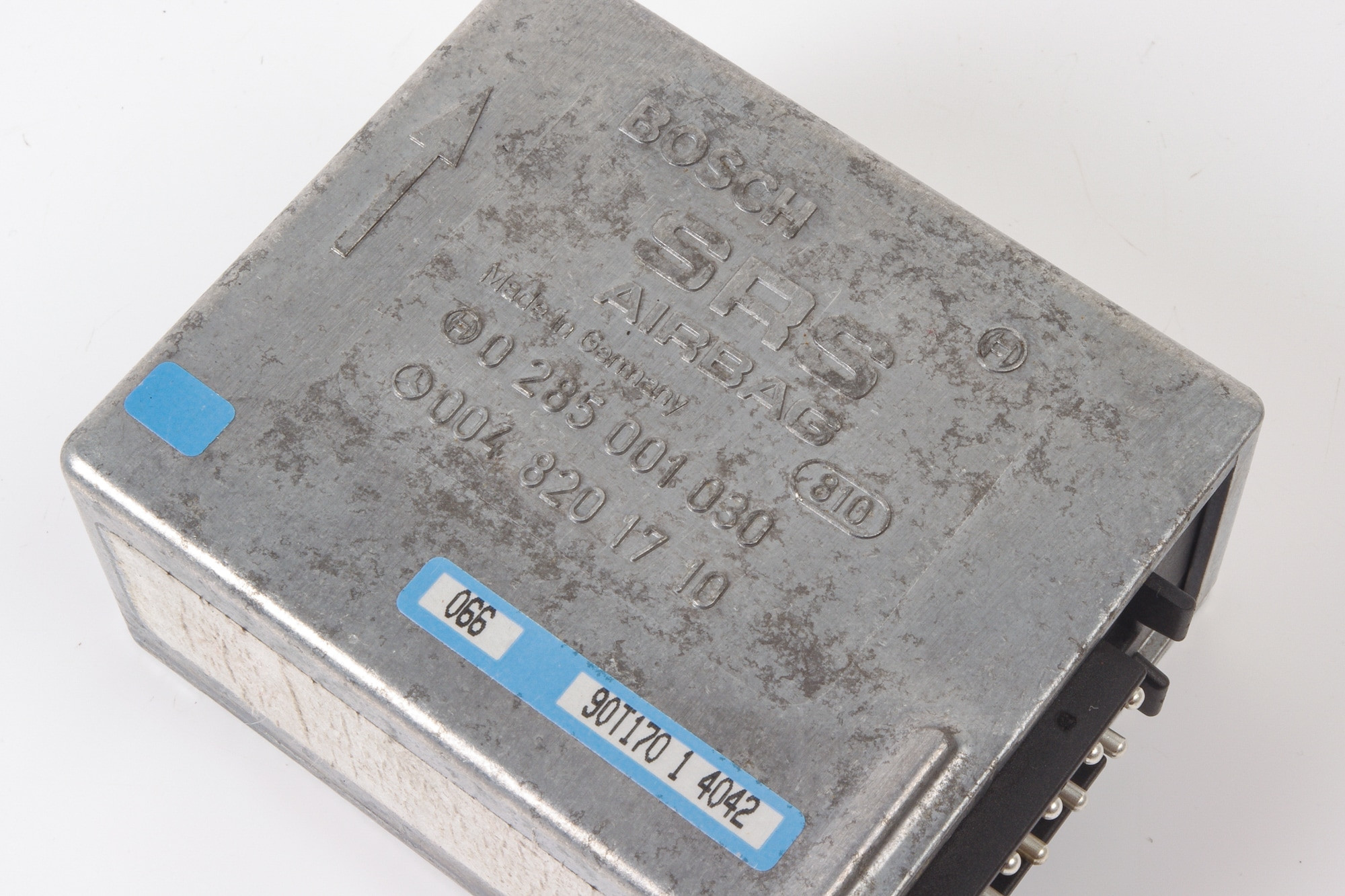 Mercedes 0048201710 SRS Control Unit | C107 R107 R129 SL W123 W124 E W126...