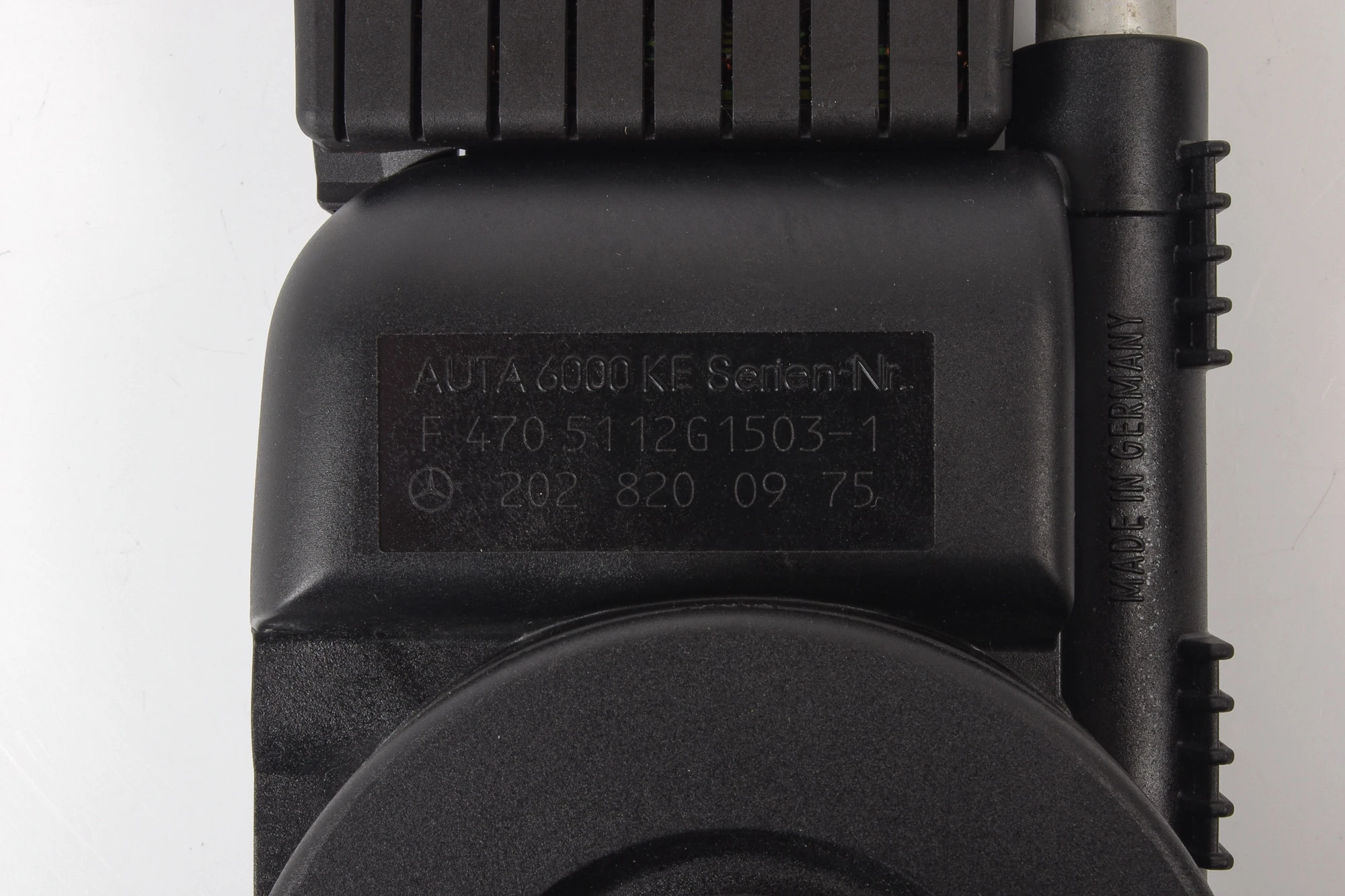 Mercedes 2028200975 Aerial (a) | S124 W124 E R129 SL