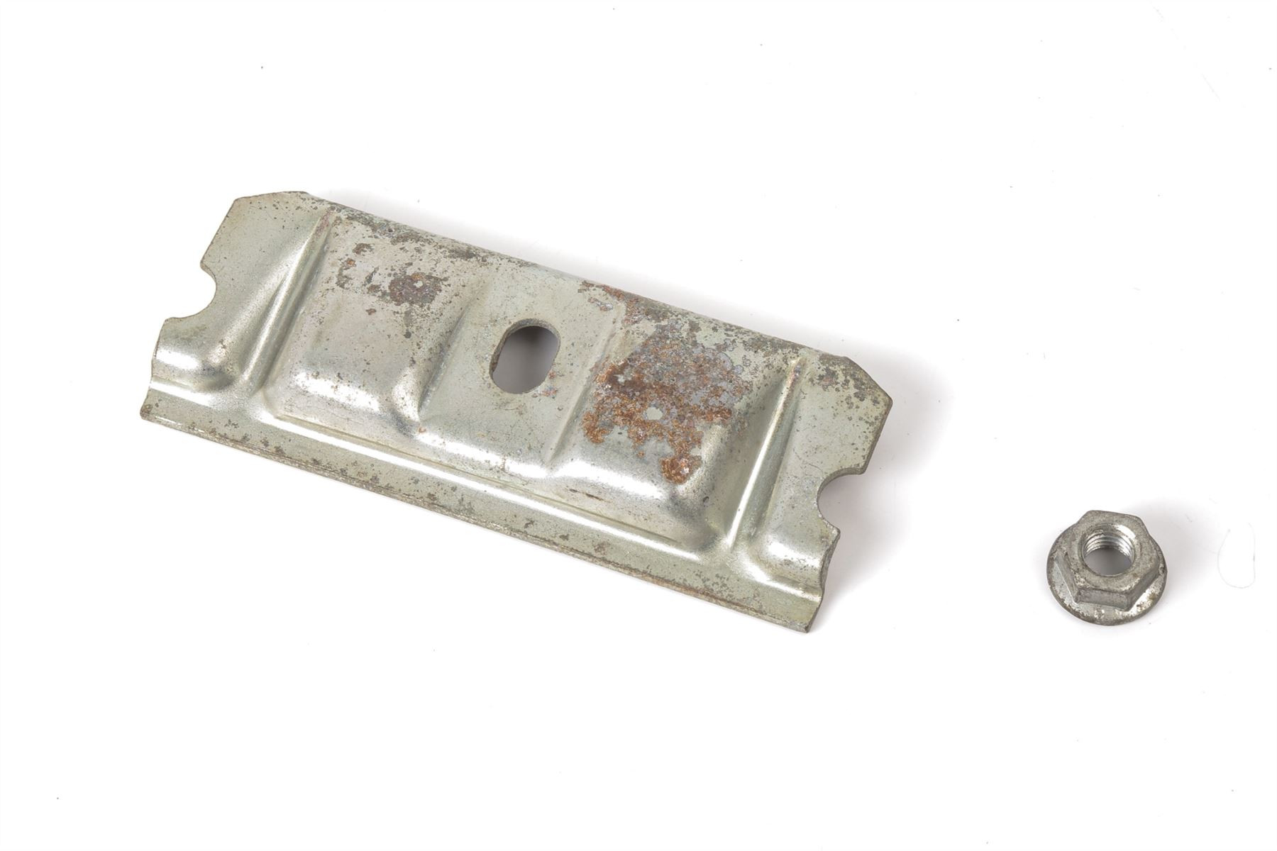 Mercedes 1298950070 Battery Clamp | W124 E R129 SL W140 S W202 C C208 A208 CLK (Archive)