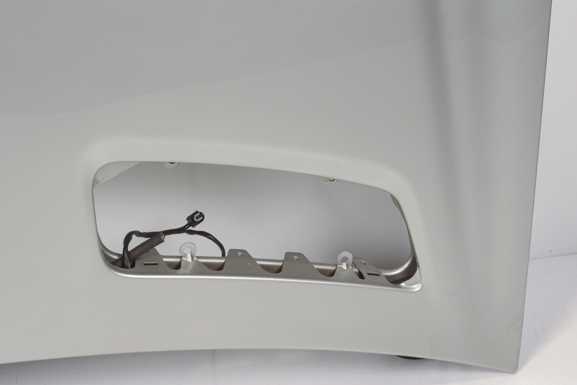 Mercedes 2308800057 Bonnet - Silver (a) | R230 SL