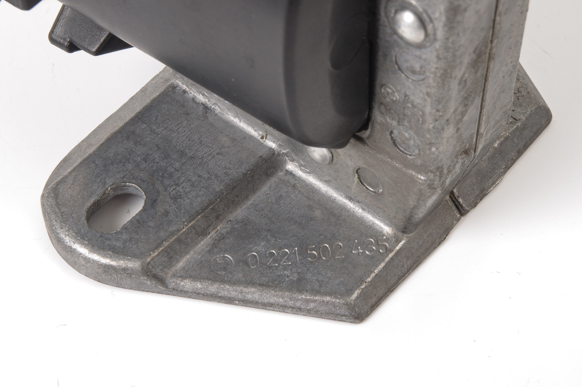 Mercedes 0001586503 Ignition Coil (a) | R107 R129 SL W124 E W140 S