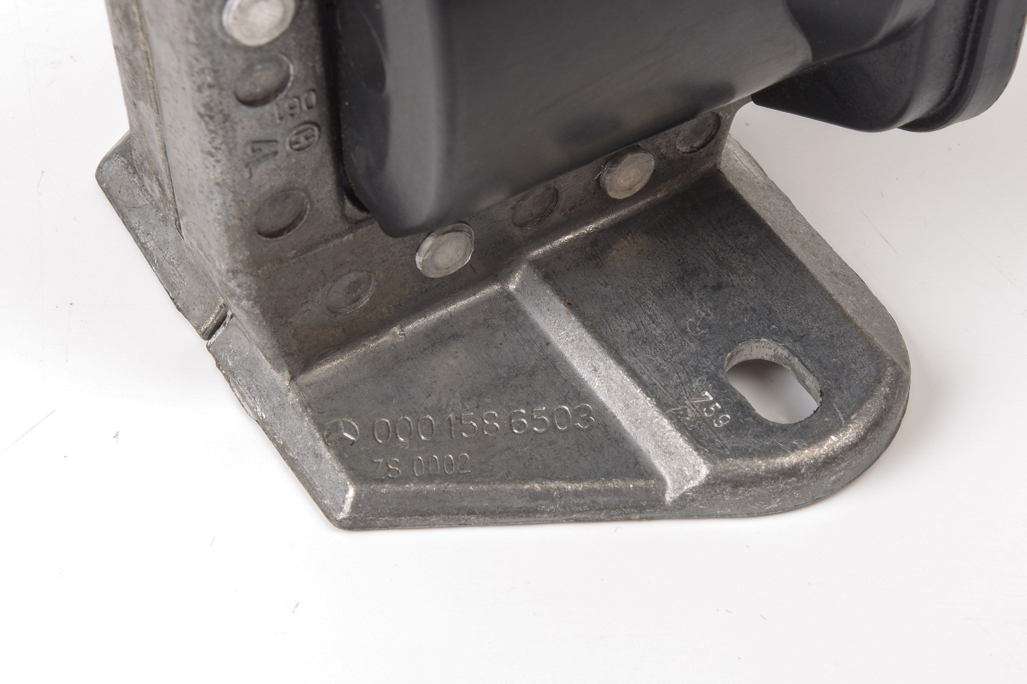 Mercedes 0001586503 Ignition Coil (a) | R107 R129 SL W124 E W140 S