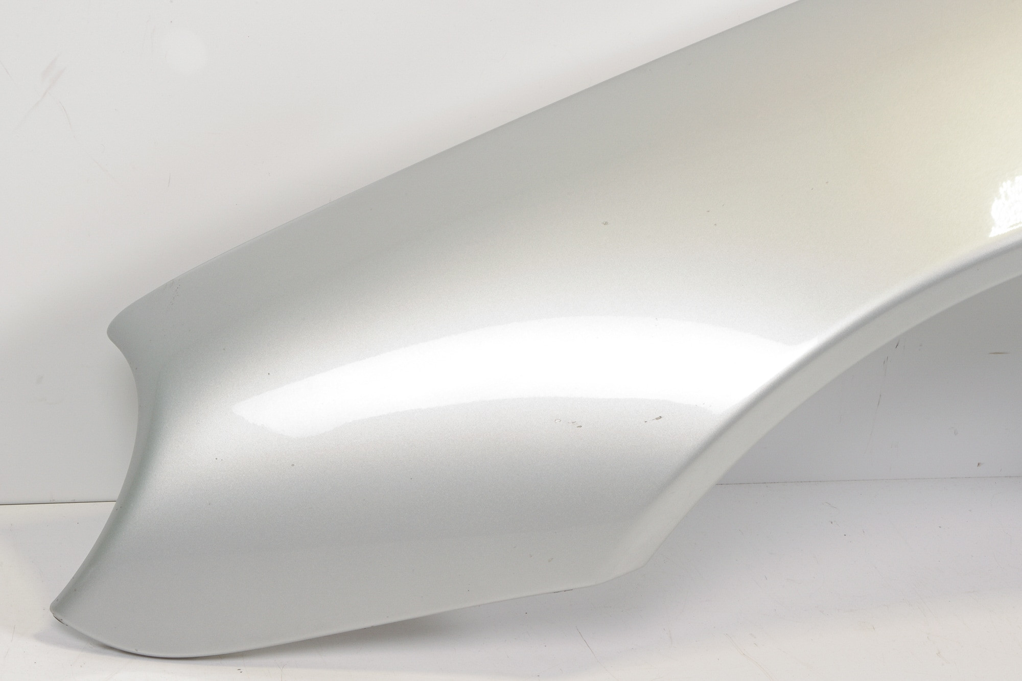 Mercedes 2308800118 Wing - Front Left Silver (b) | R230 SL
