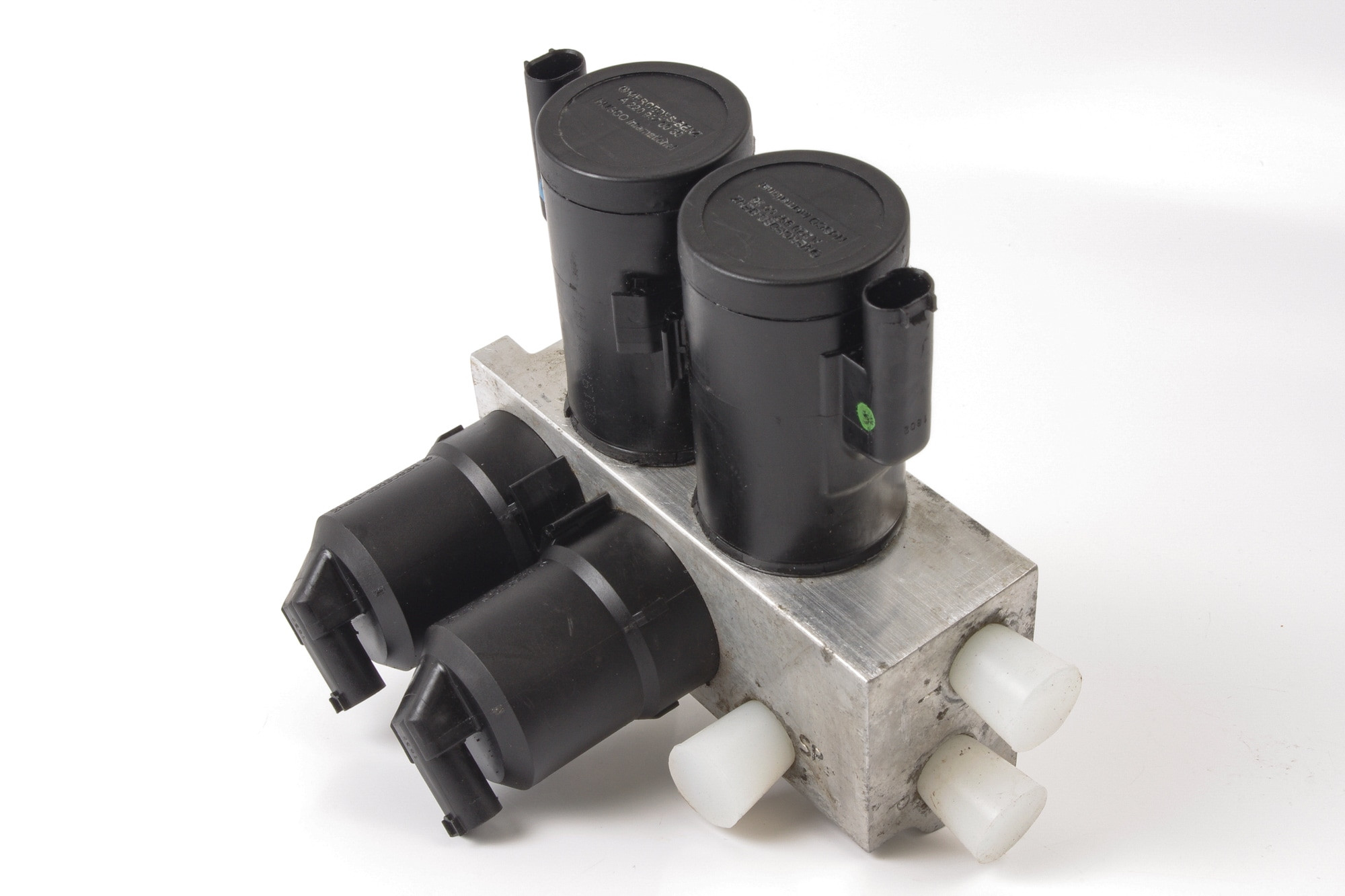 Mercedes 2203200358 ABC Valve Block - Front Left | R129 R230 SL C215 CL W220 S