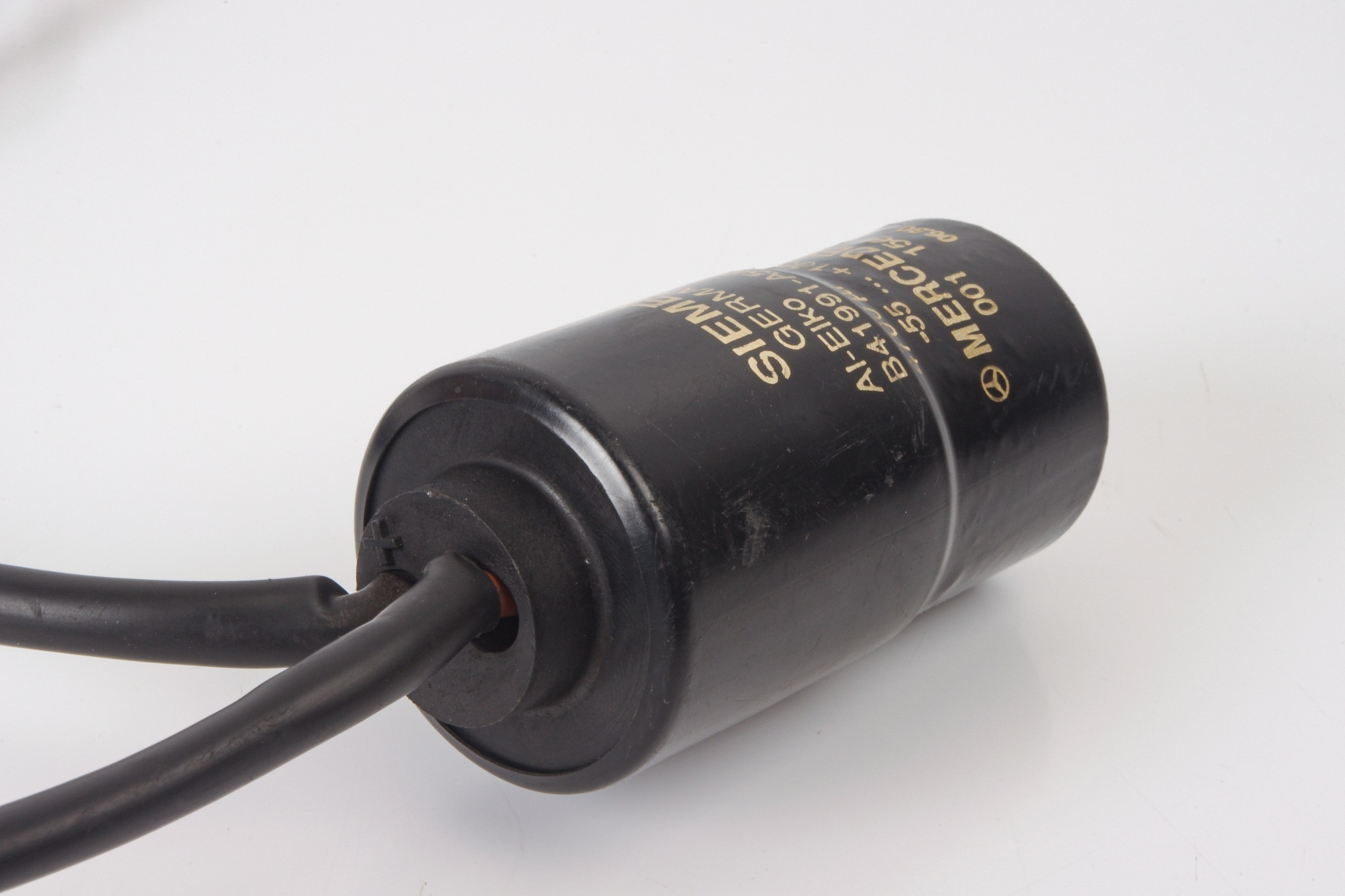 Mercedes 0011568601 Condenser Capacitor Relay | R129 SL