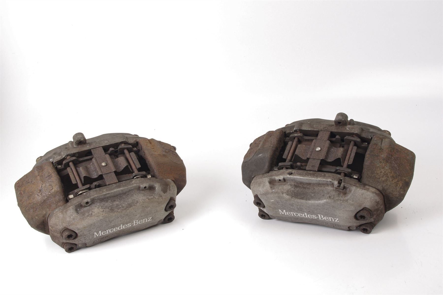 Mercedes 0024202383 Brake Caliper x2 - Front (c) | W211 E C215 CL C219 CLS...