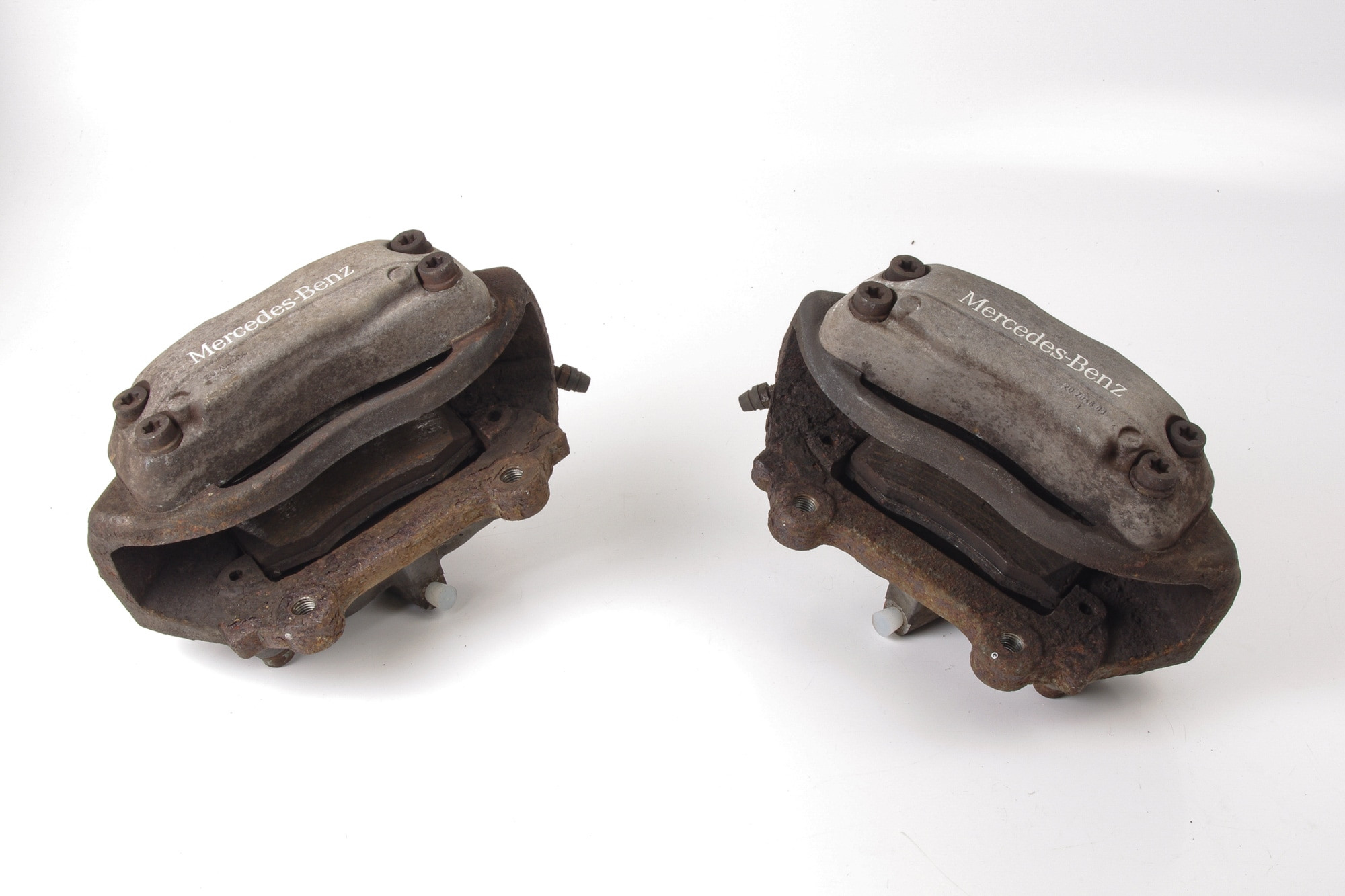 Mercedes 0024202383 Brake Caliper x2 - Front (c) | W211 E C215 CL C219 CLS...