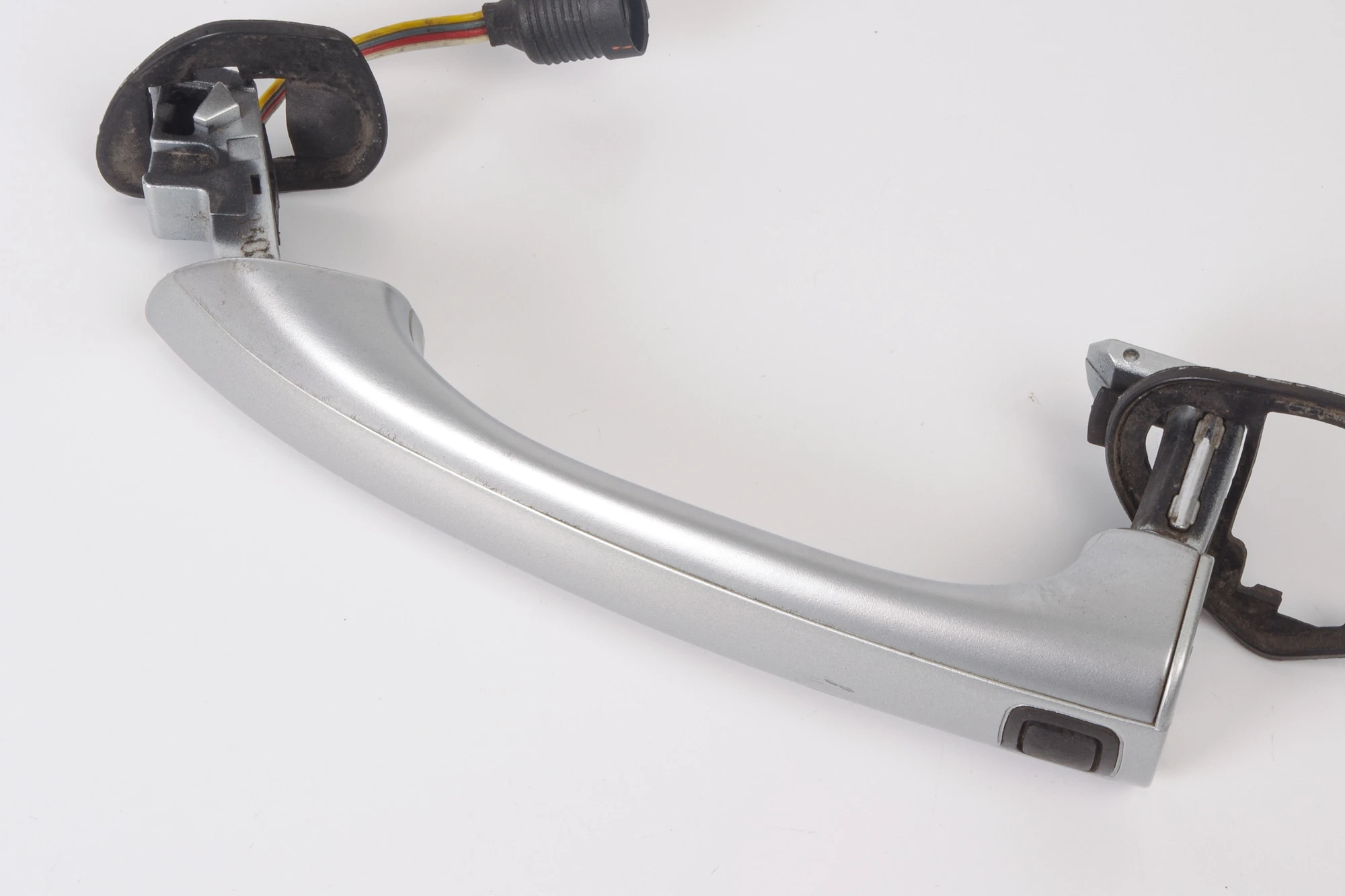 Mercedes 2307601770 Exterior Door Handle - Left Silver | R230 SL