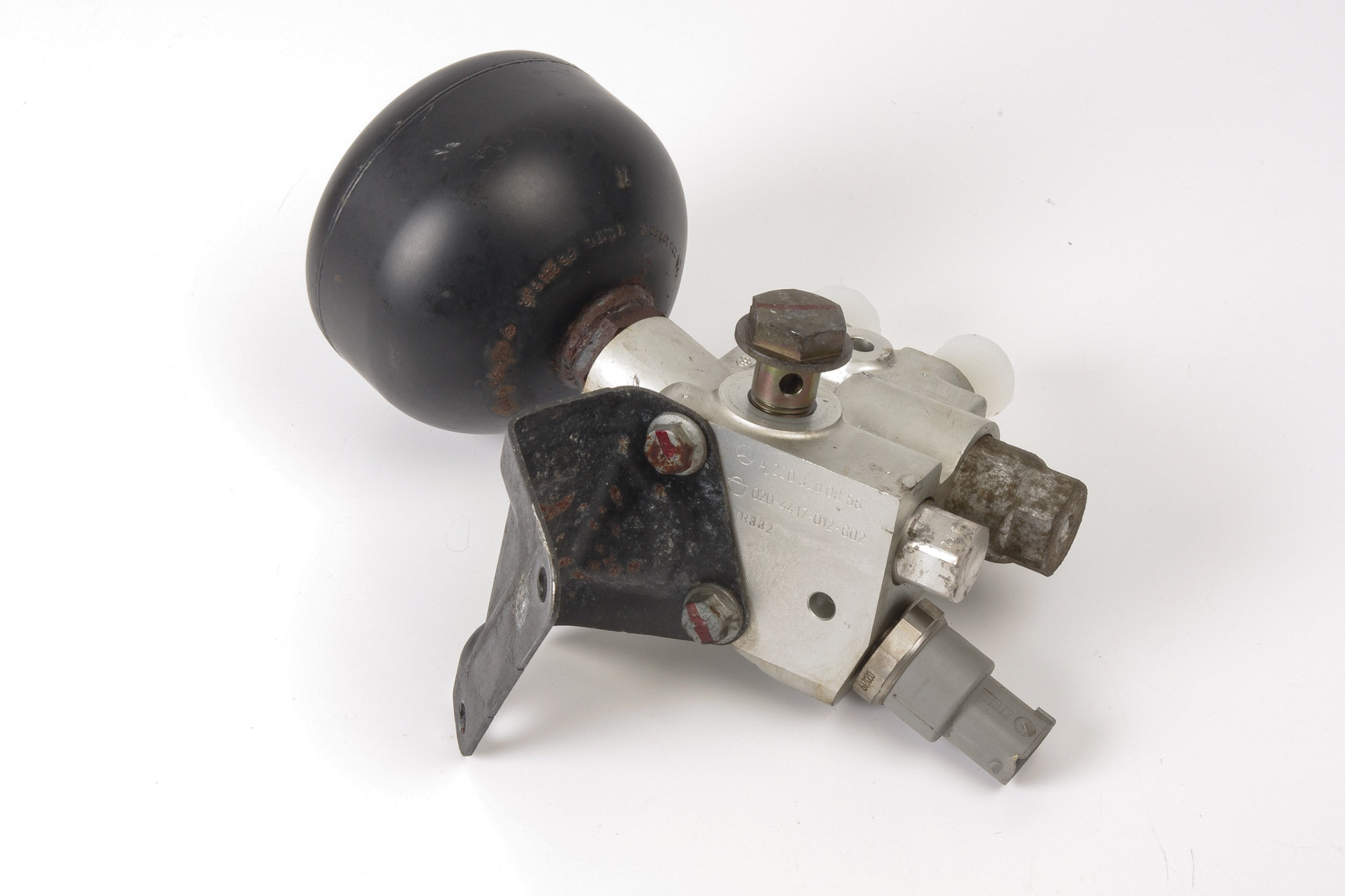 Mercedes 2203200558 ABC Pressure Release Valve | R230 SL C215 CL W220 S