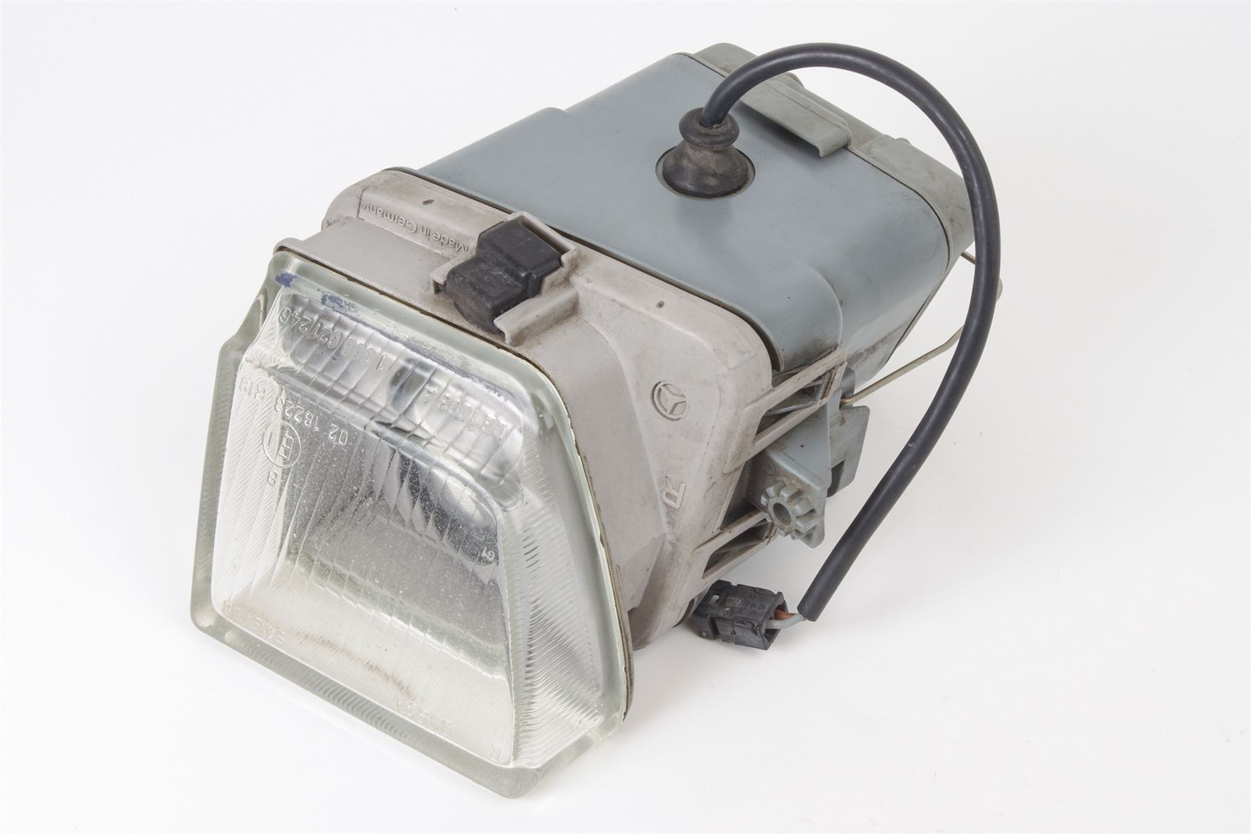 Mercedes 1298200256 Fog Light - Right | R129 SL W124 E