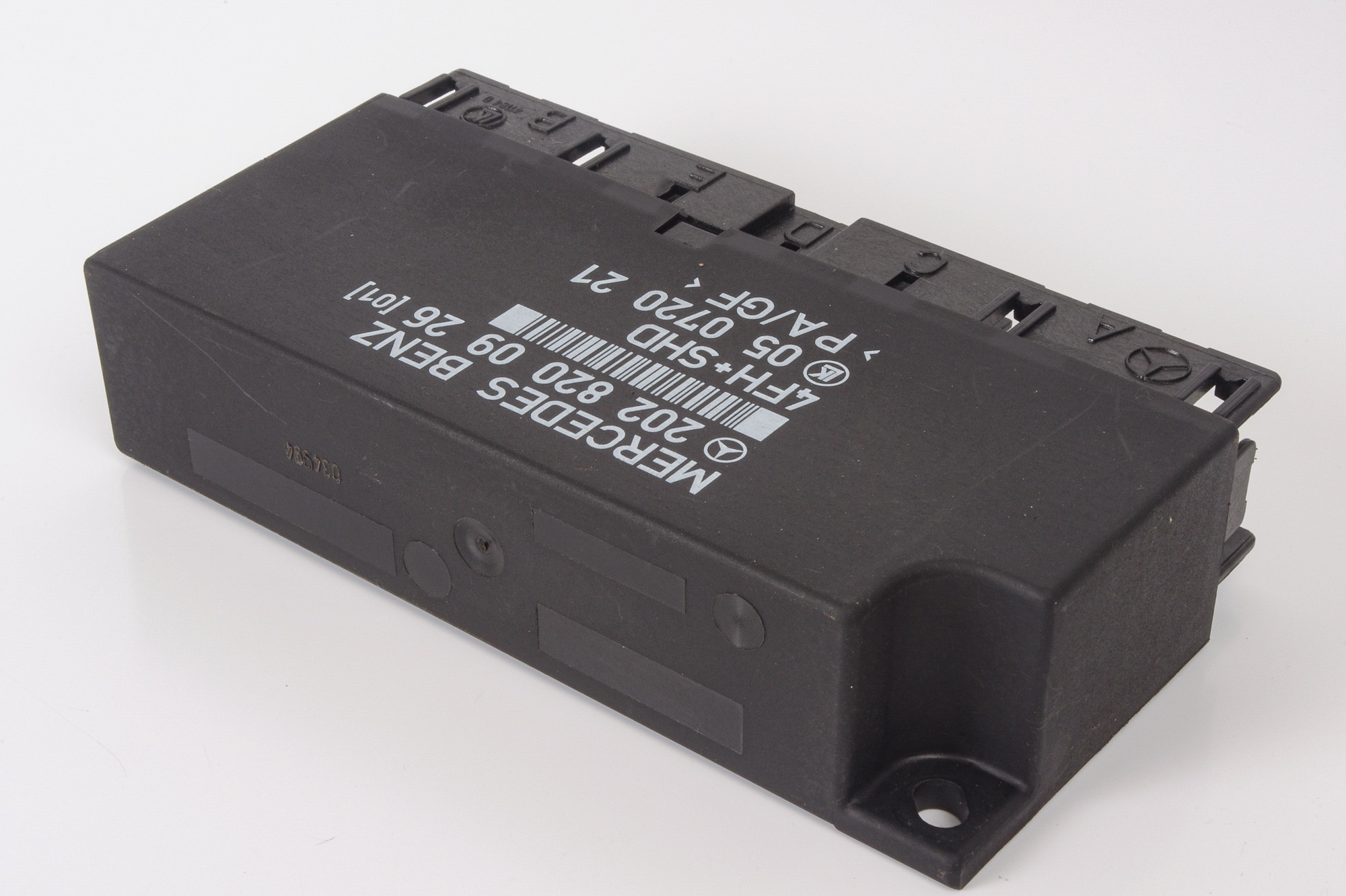 Mercedes 2028200926 Comfort Control Unit | W124 E W202 C W463 G