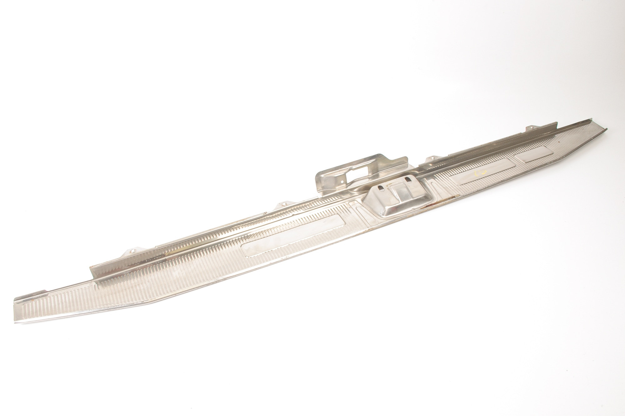 Mercedes 1246980089 Boot chrome Trim - Rear | S124 E
