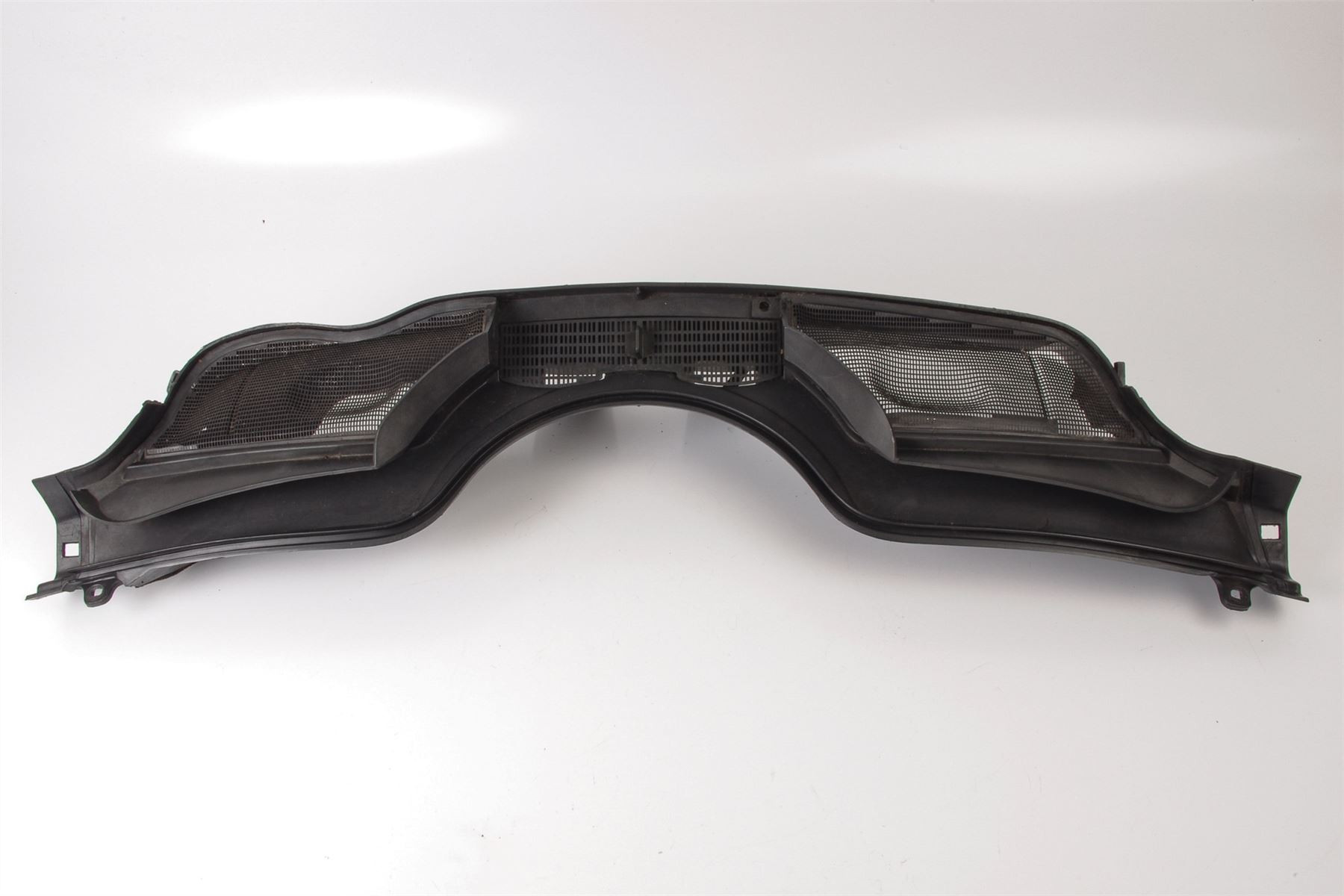 Mercedes 1246203078 Wiper Cover | S124 E
