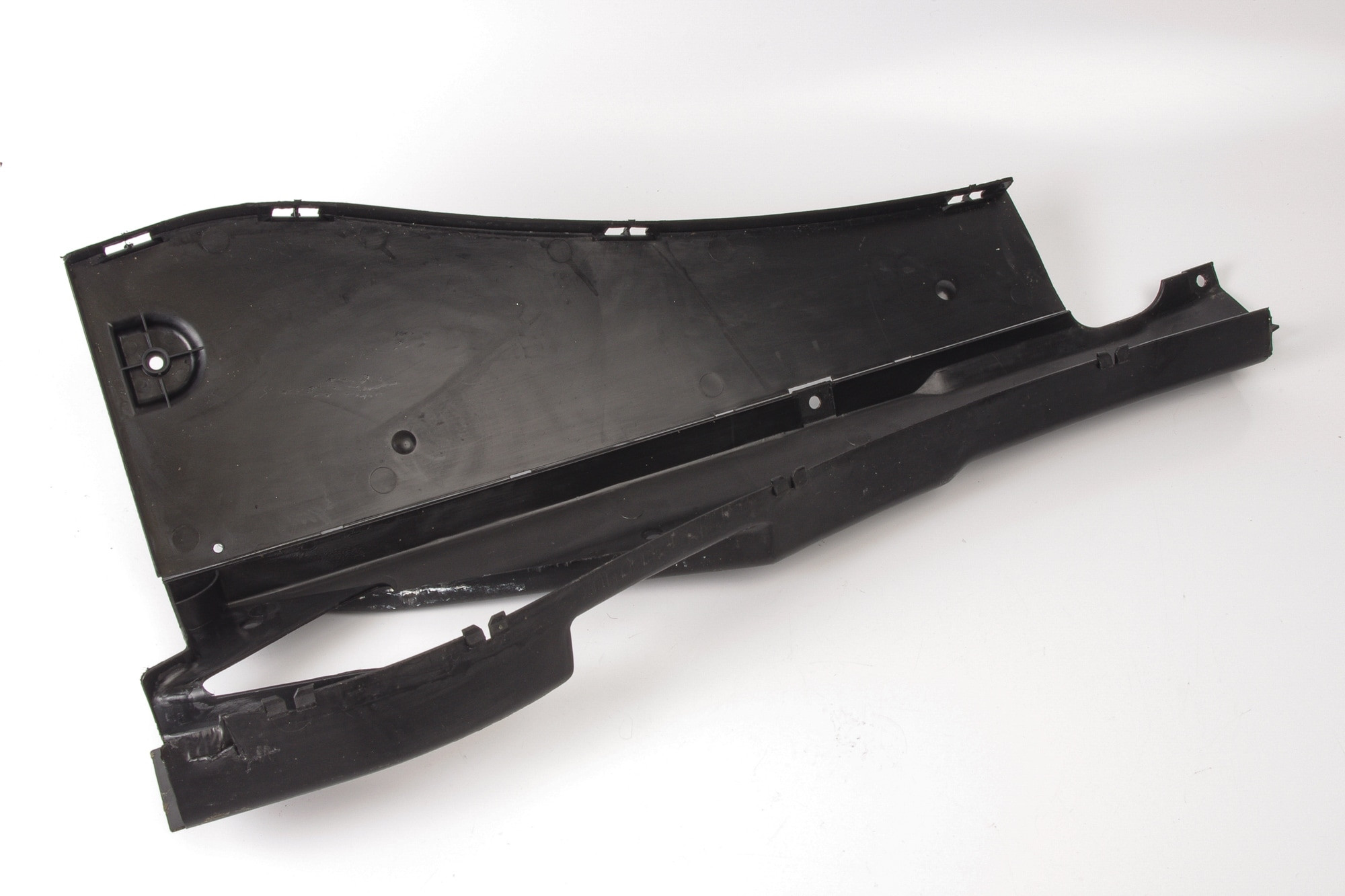 Mercedes 1248212336 Cable Cover | S124 W124 C124 E W126 V126 S
