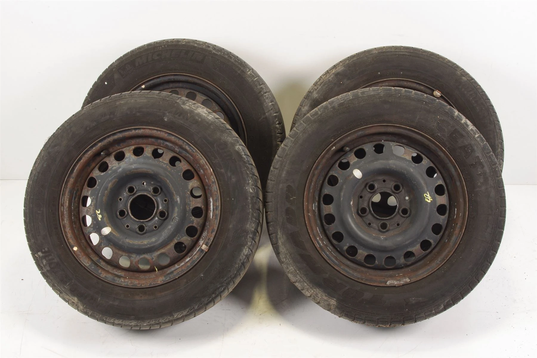 Mercedes 1244001002 Steel Wheel x4 | W114 W115 W123 W124 E