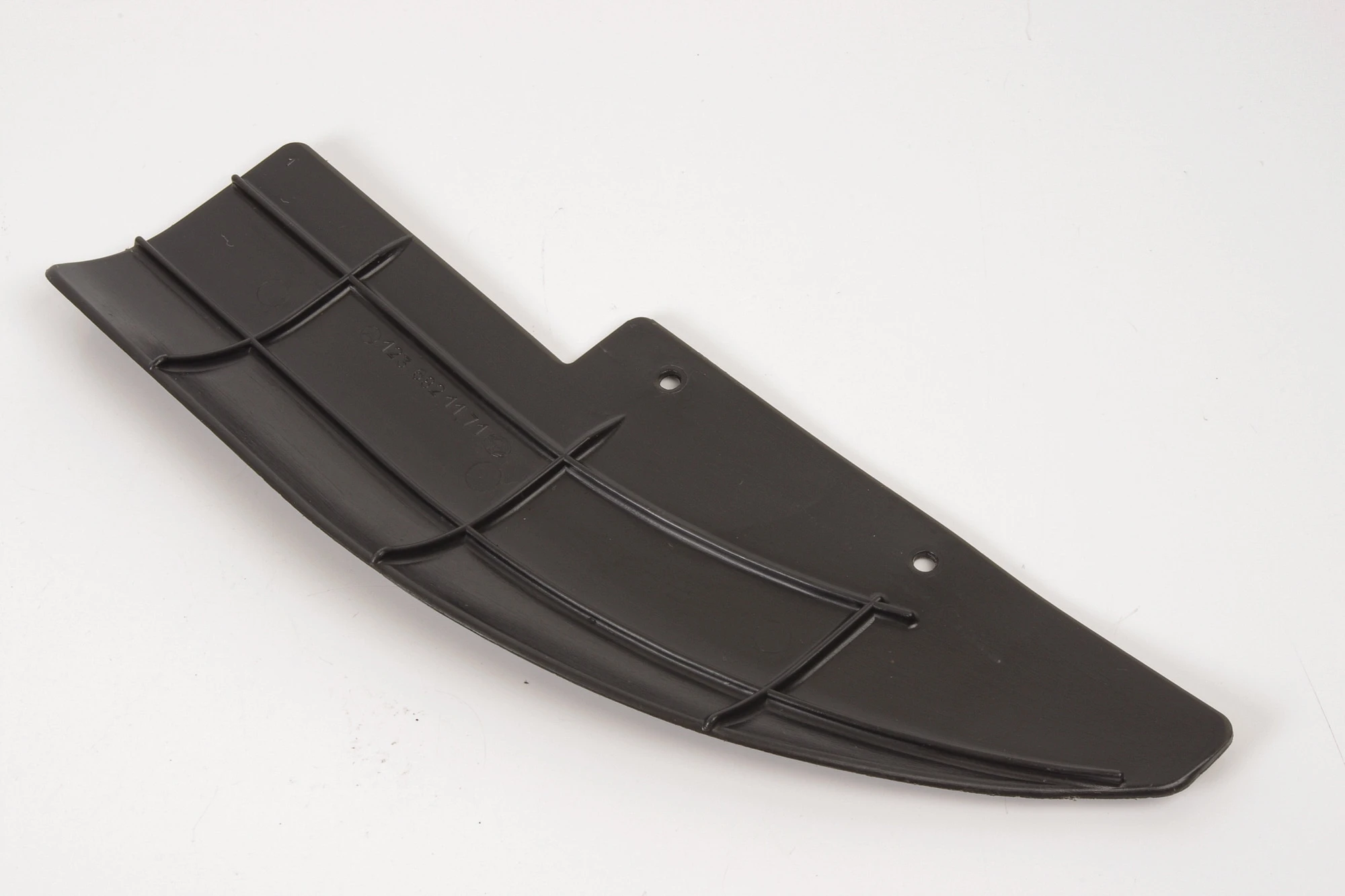Mercedes 1236821171 Wheel Arch Trim - Rear Right | W123 V123 S123 S124 E