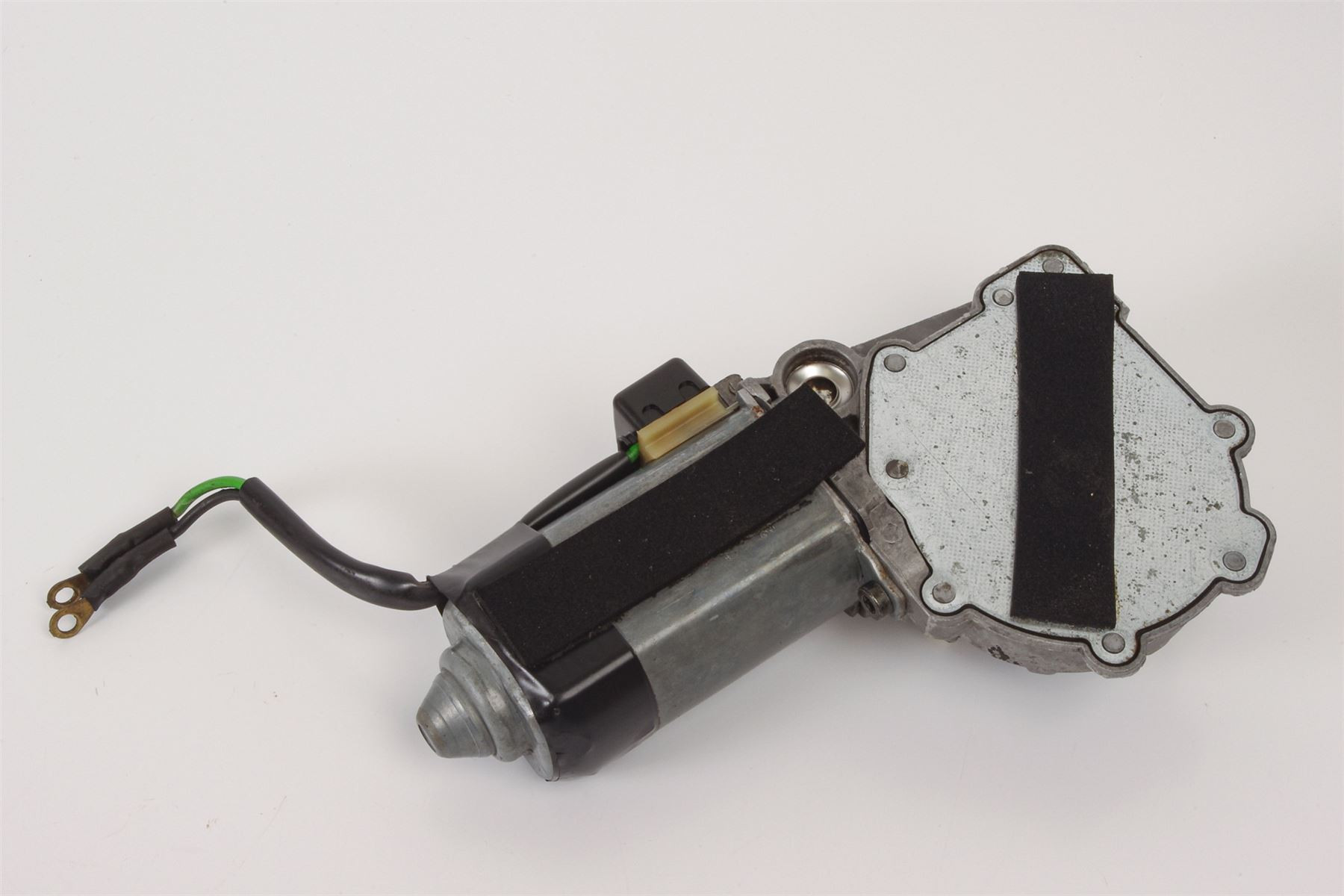 Mercedes 0048205242 Window Motor - Front Right | S124 W124 V124 E