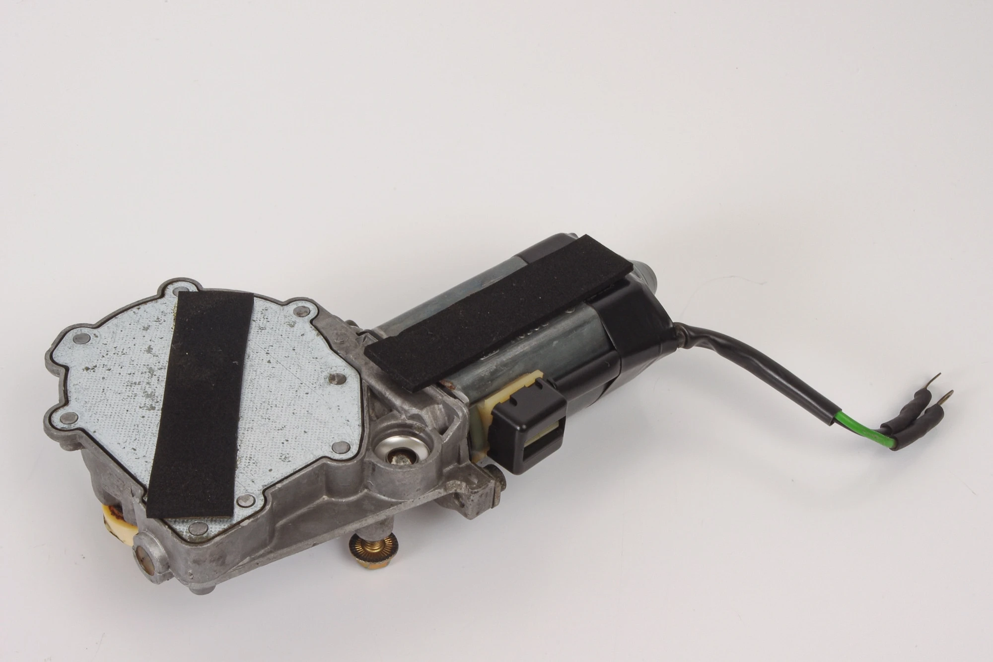 Mercedes 0048205242 Window Motor - Front Right | S124 W124 V124 E