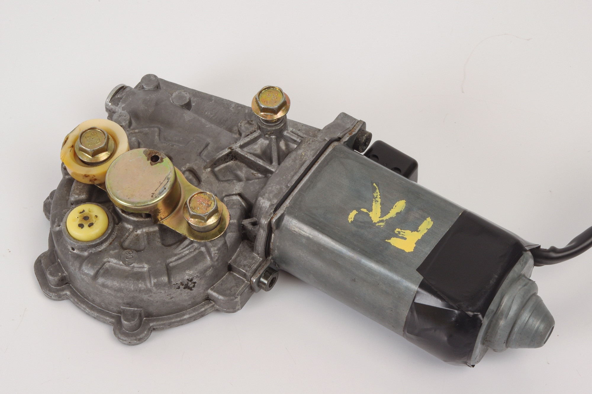 Mercedes 0048205242 Window Motor - Front Right | S124 W124 V124 E