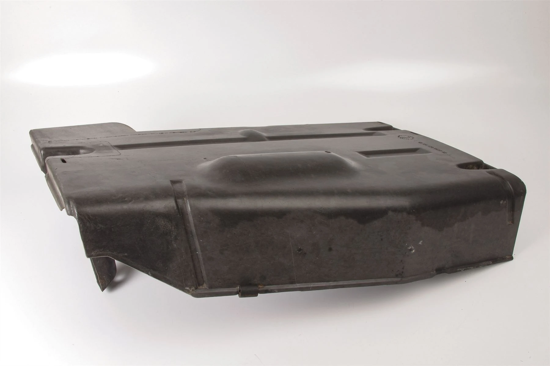 Mercedes 1244780637 Fuel Pump Cover | S124 E