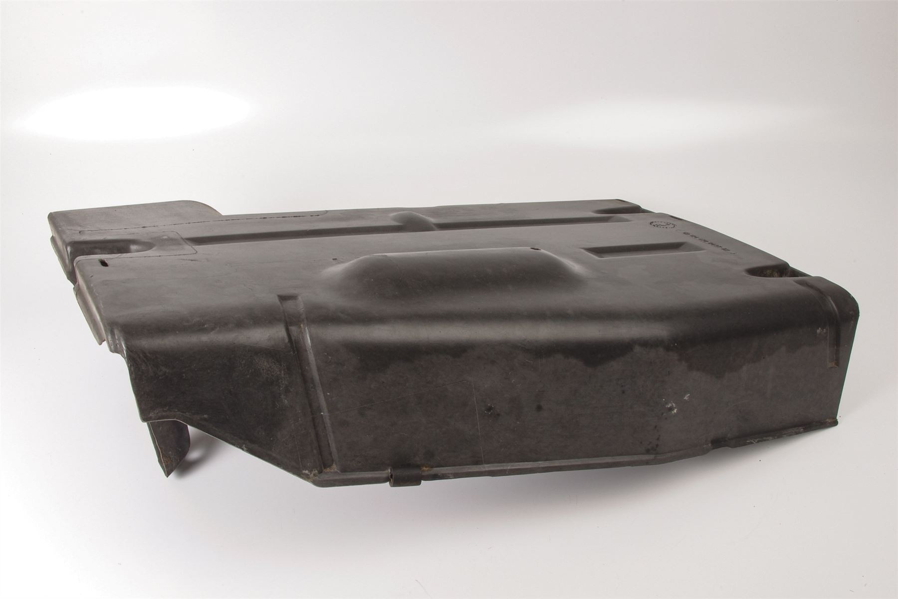 Mercedes 1244780637 Fuel Pump Cover | S124 E