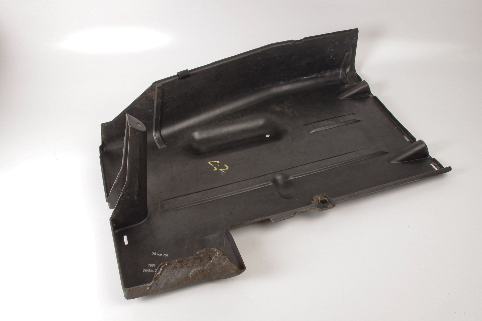 Mercedes 1244780637 Fuel Pump Cover | S124 E