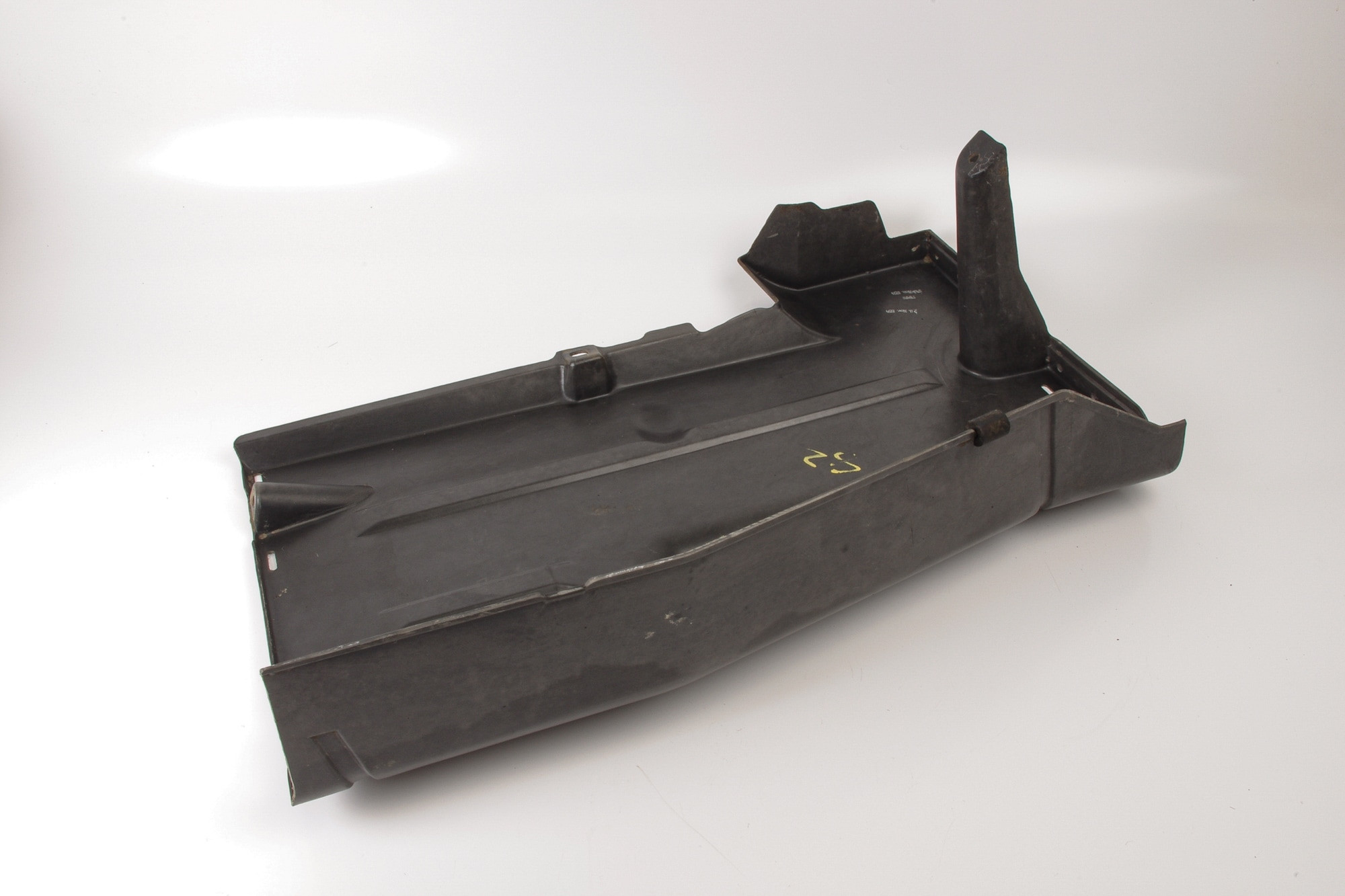 Mercedes 1244780637 Fuel Pump Cover | S124 E