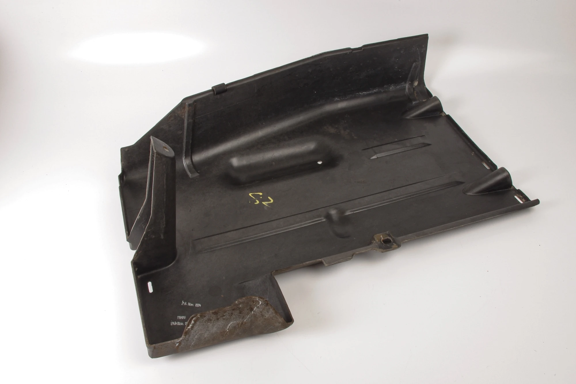 Mercedes 1244780637 Fuel Pump Cover | S124 E