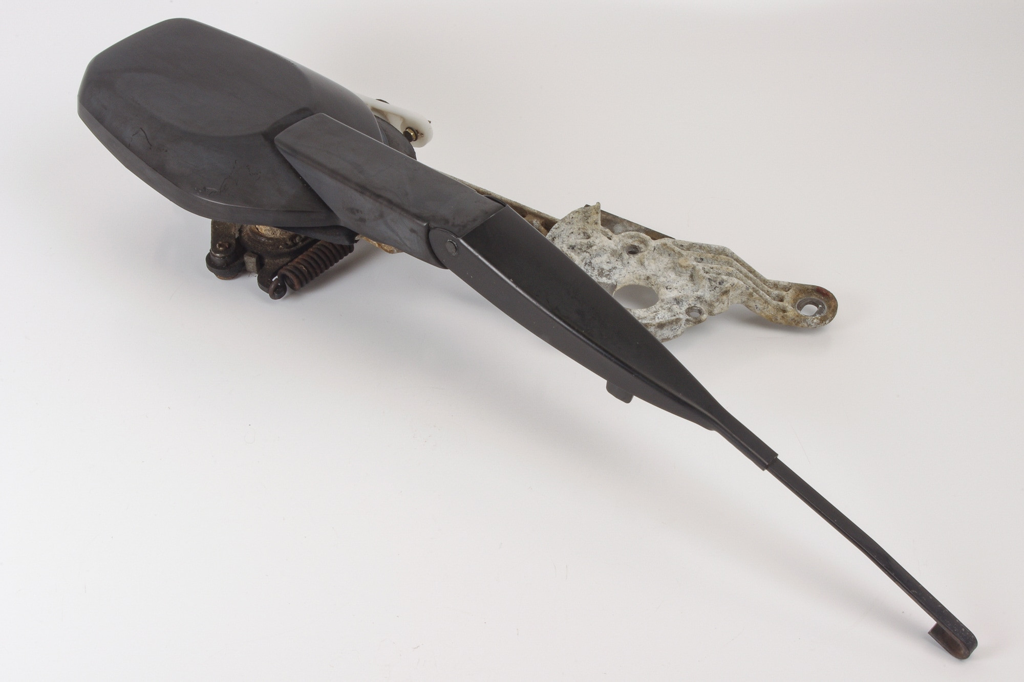 Mercedes 0018201207 Wiper Mechanism (b) | R129 SL